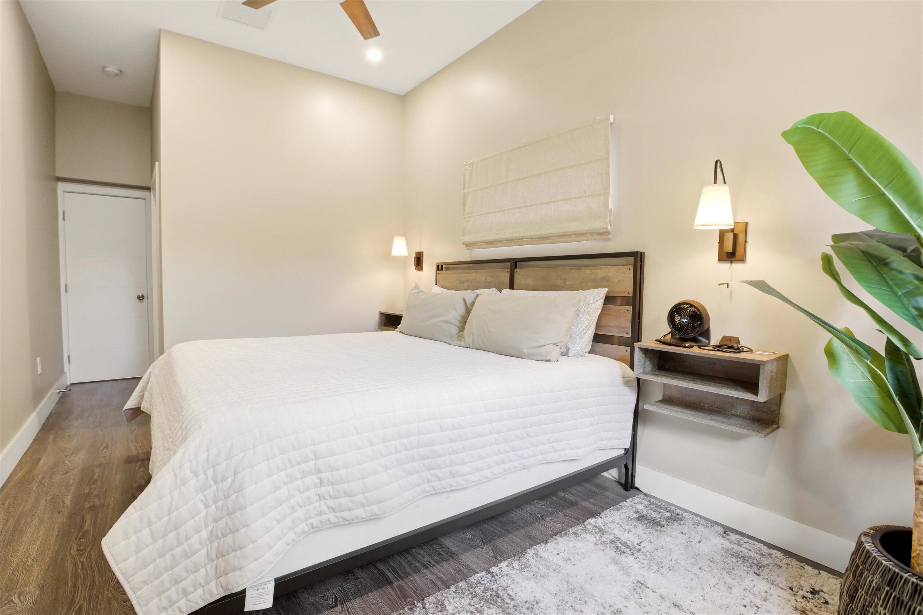 3660 S Longfellow Circle