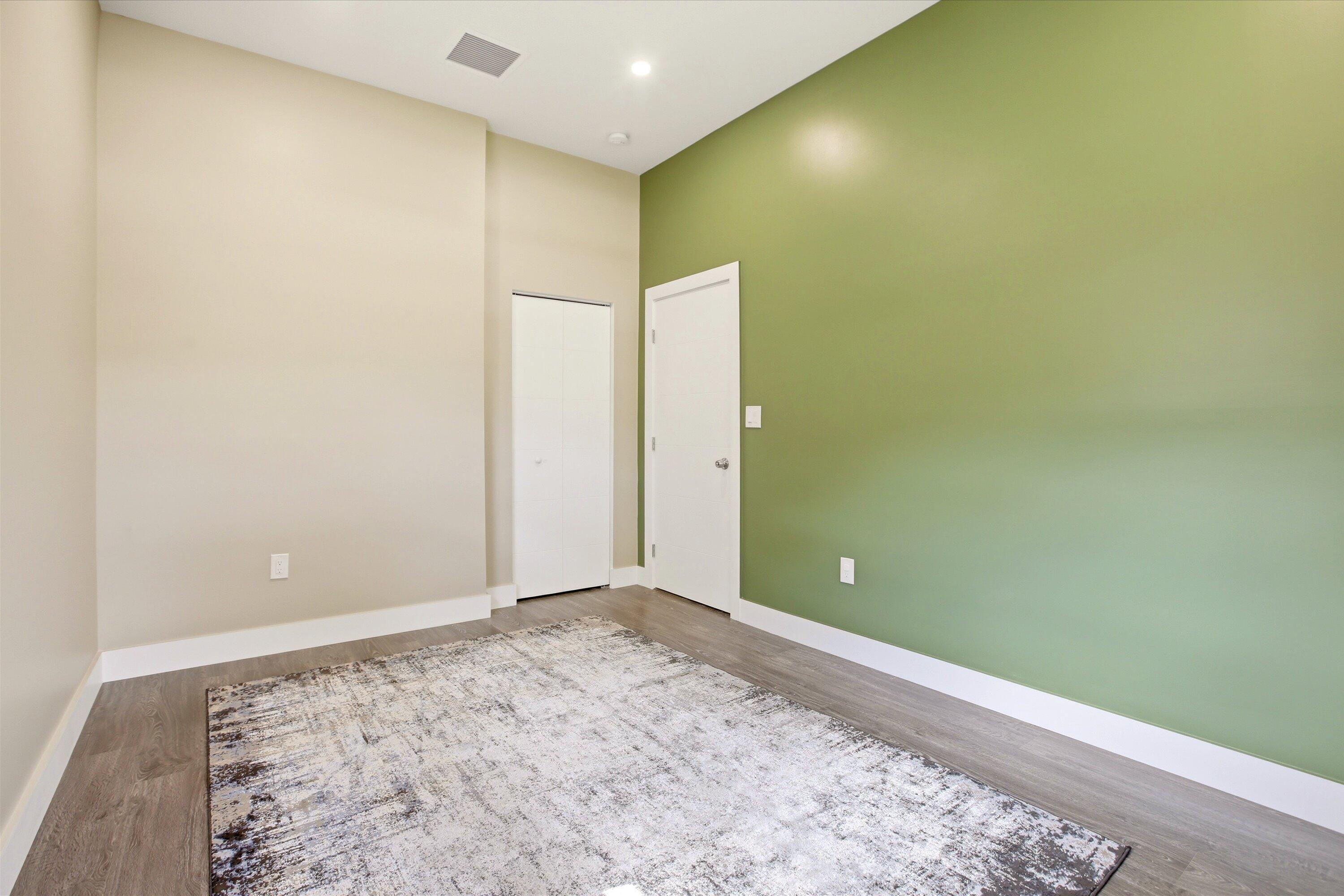 3660 S Longfellow Circle