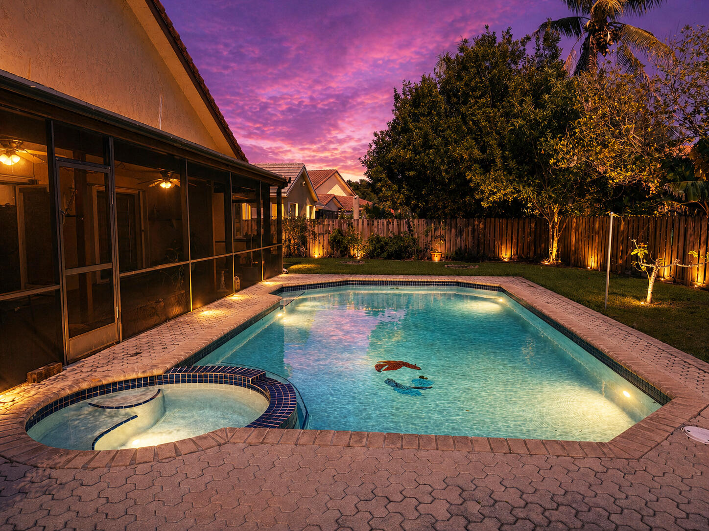 3104 Peachtree Circle