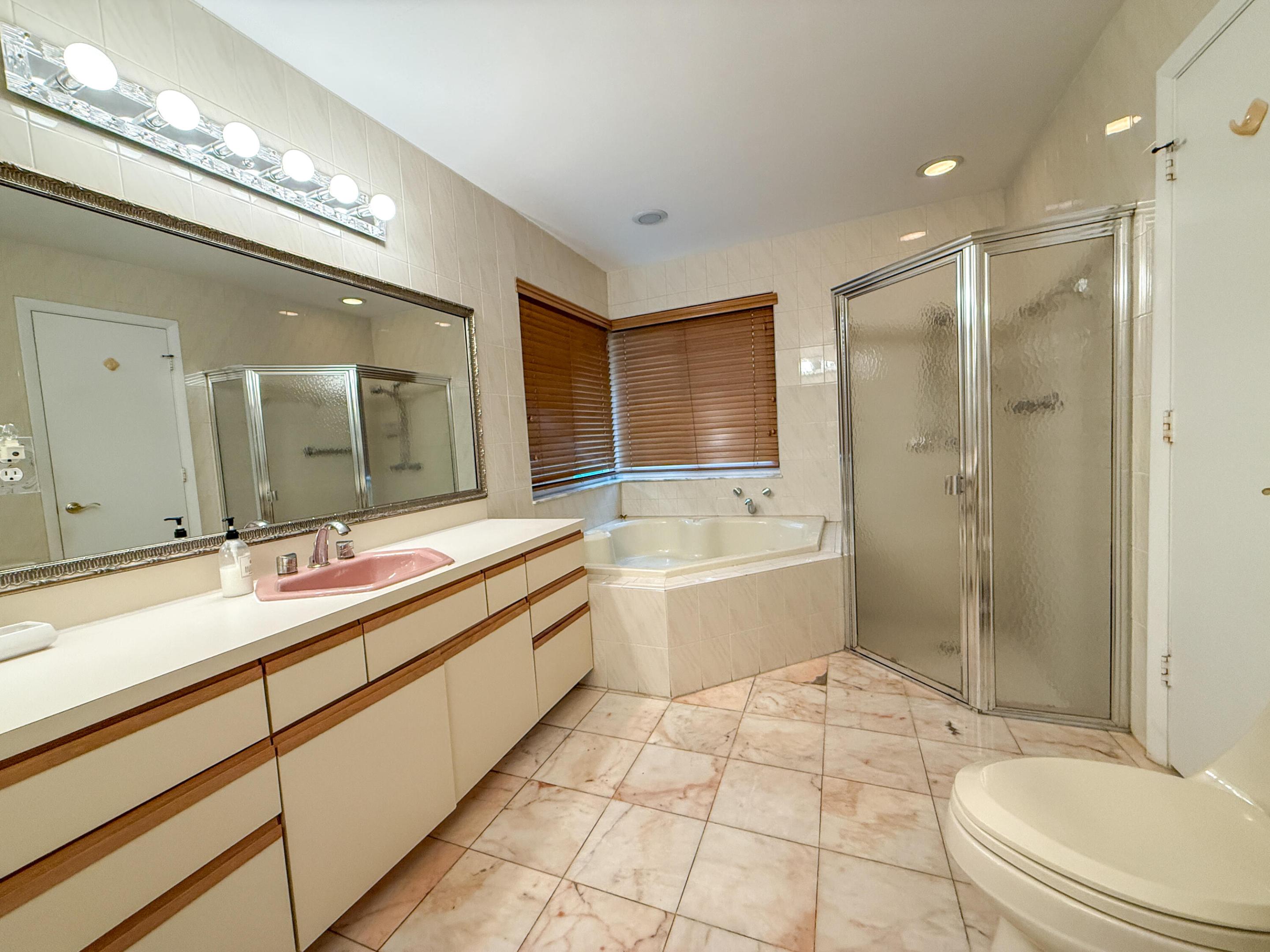 3104 Peachtree Circle