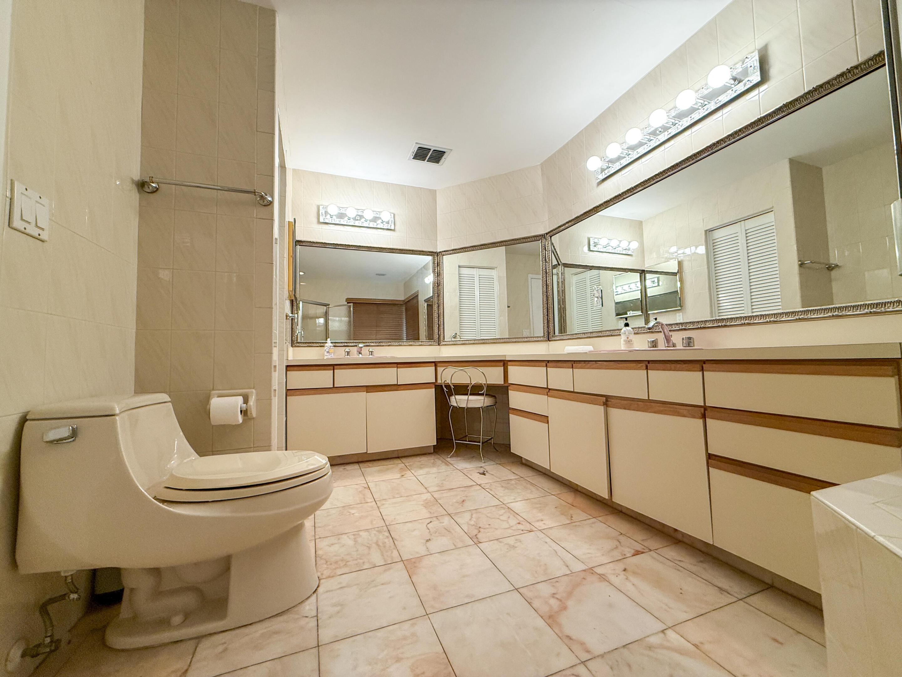 3104 Peachtree Circle