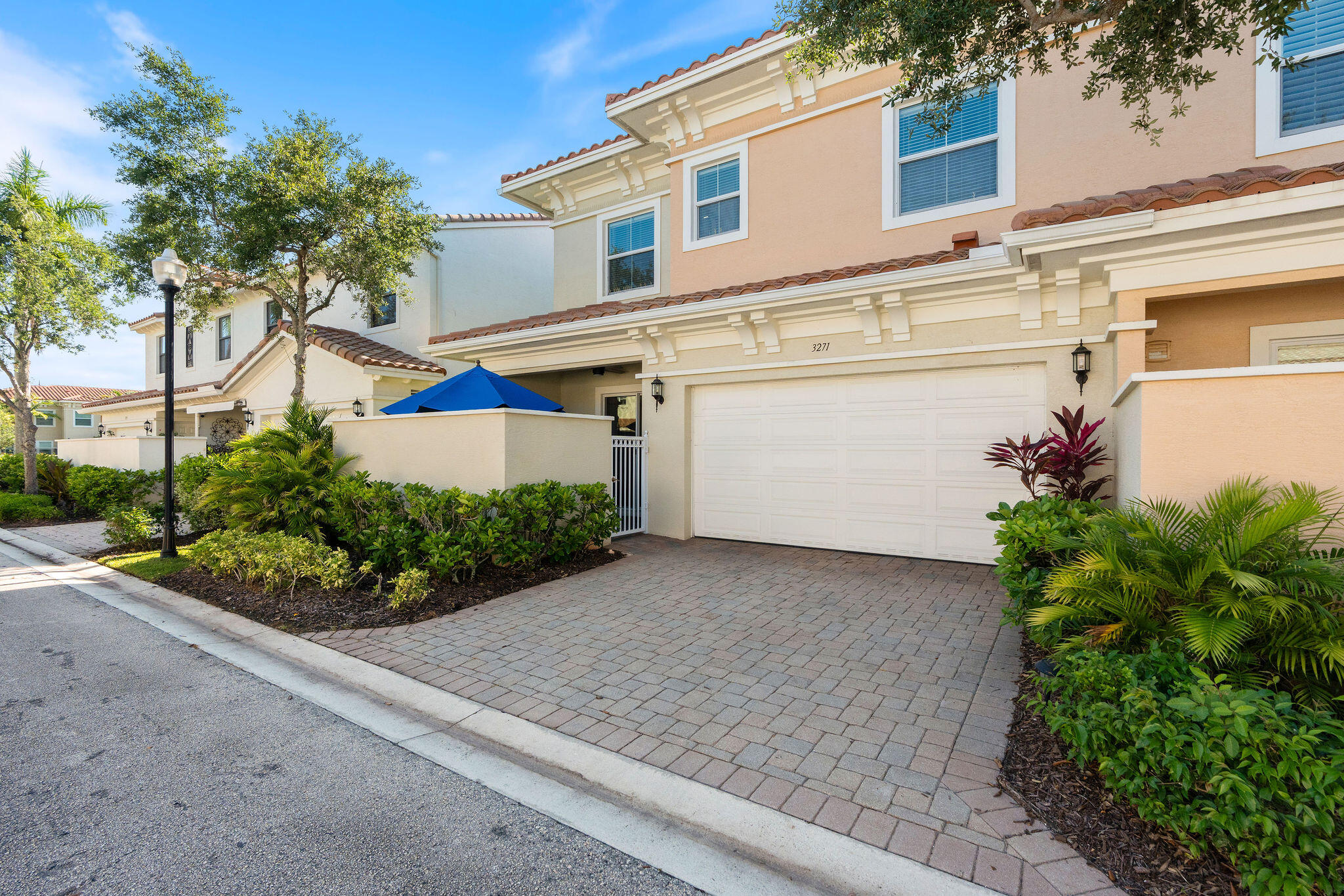 3271 NW 126 Terrace 3271