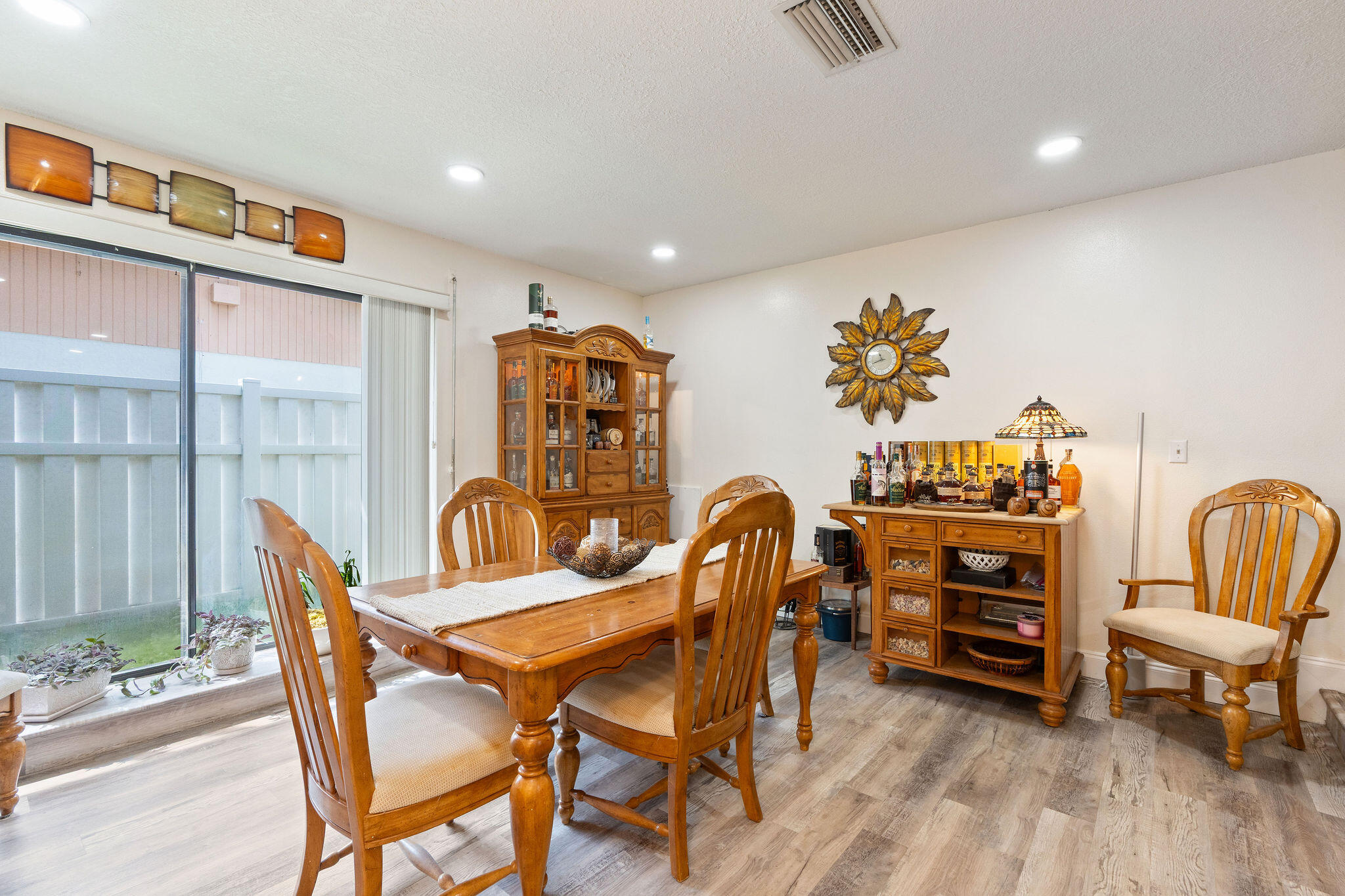 4010 W Sailboat Drive