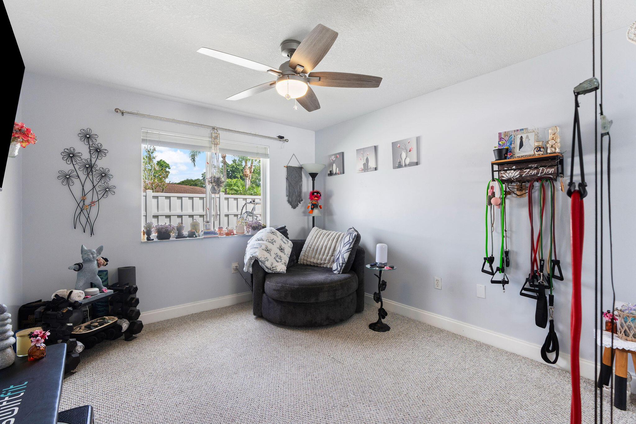 4010 W Sailboat Drive