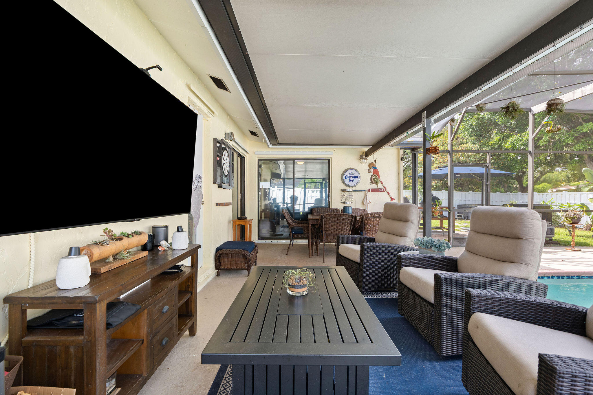 4010 W Sailboat Drive