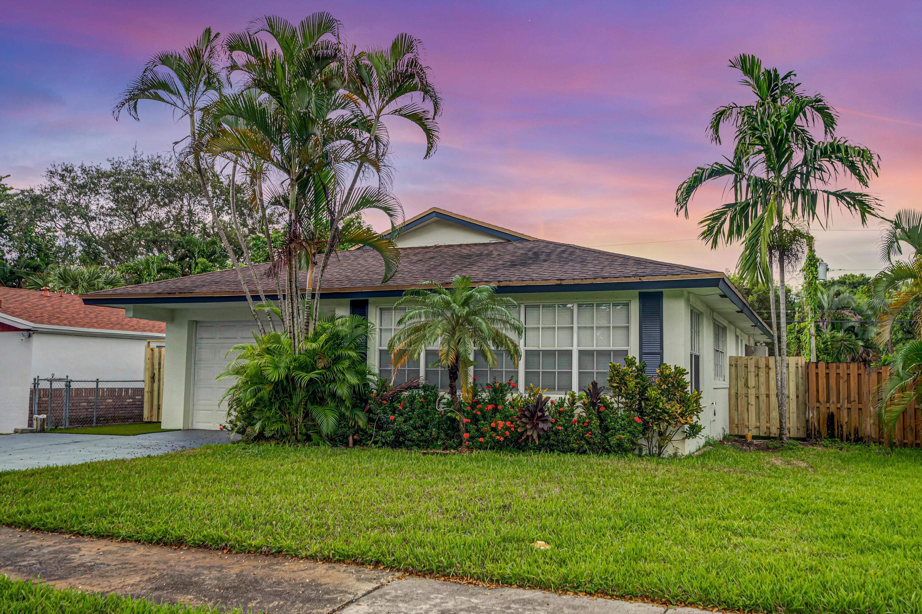 1004 SW 19th Street