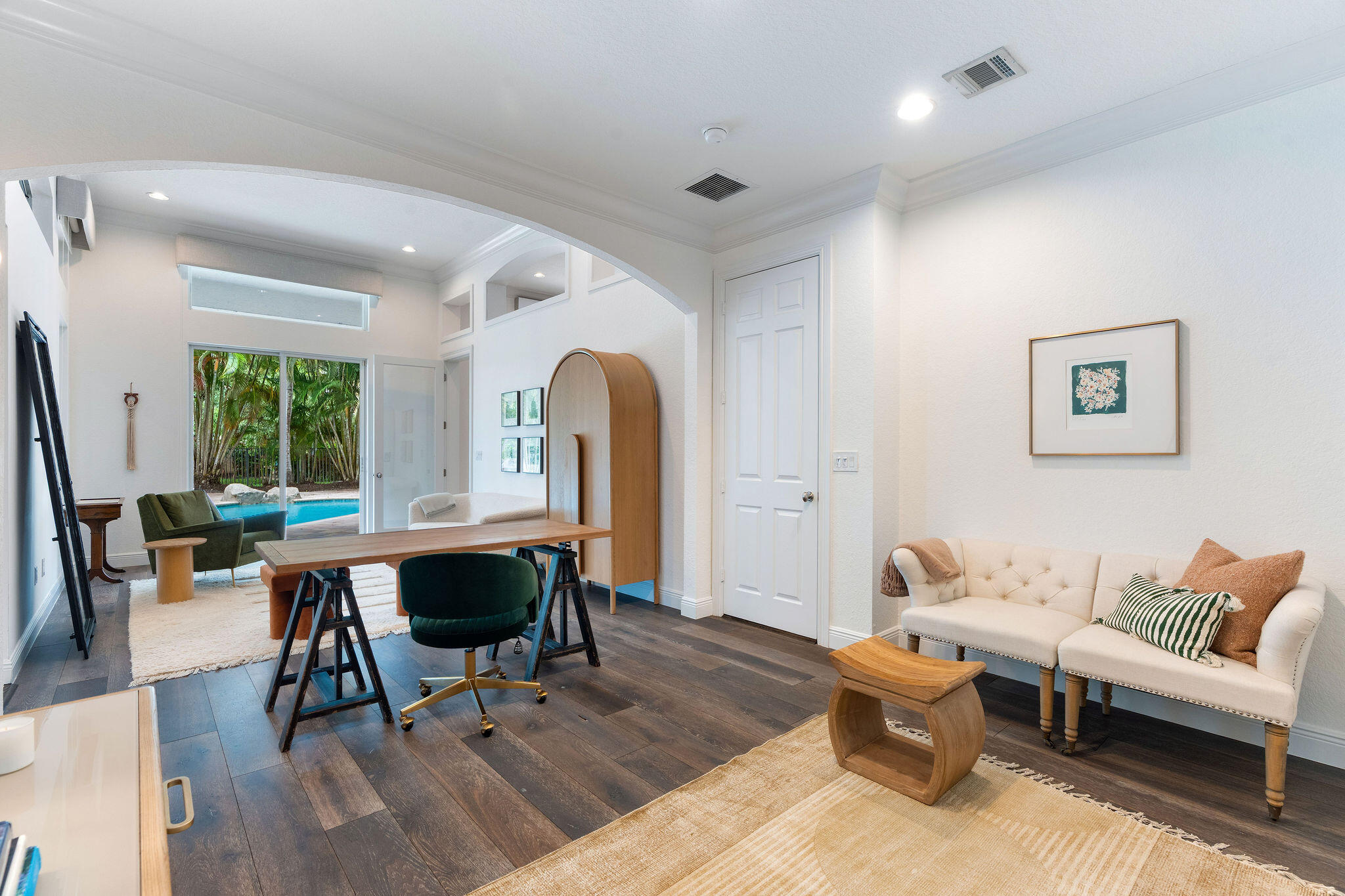 3495 MEADOWBROOK Way