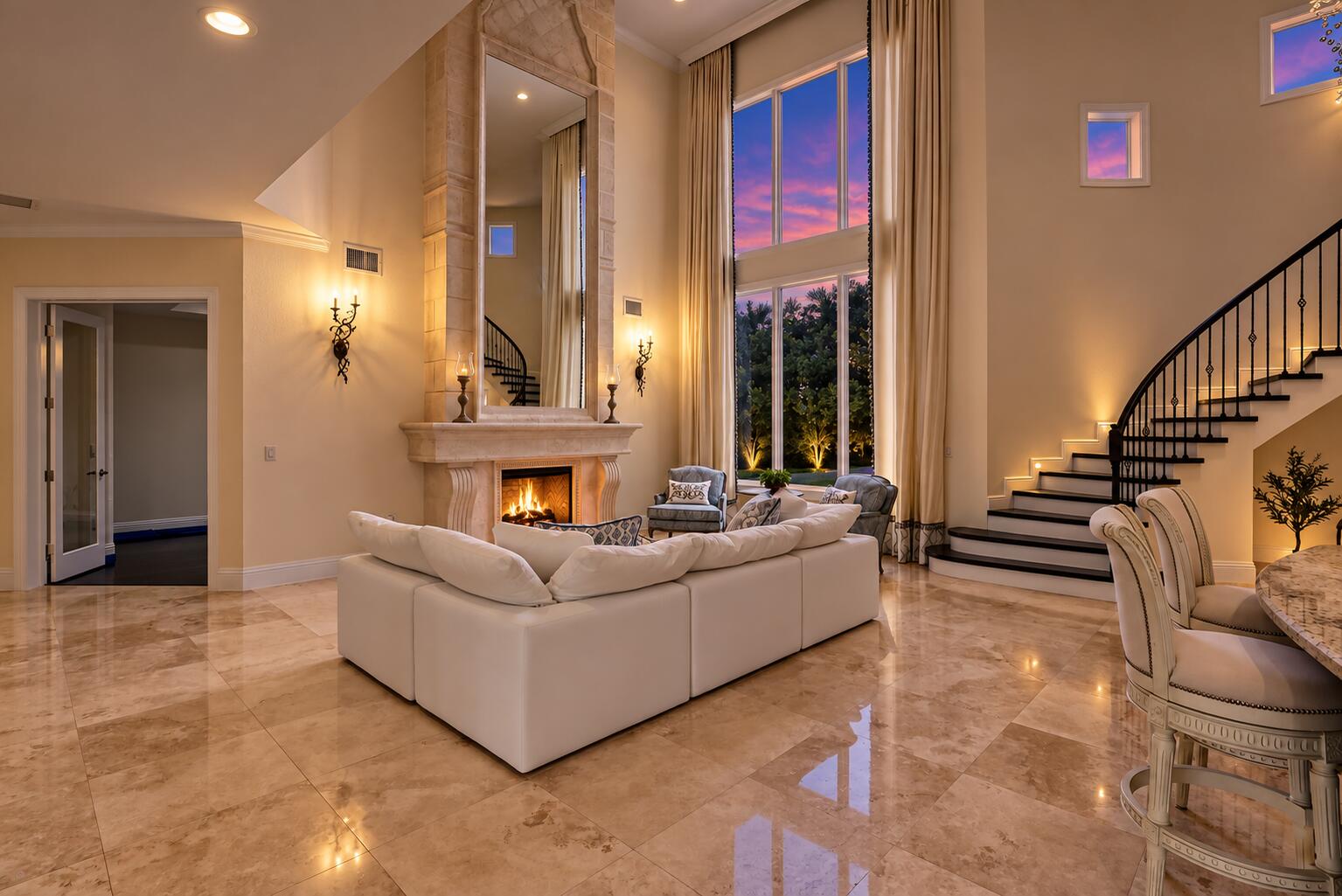 2825 Jockey Circle W