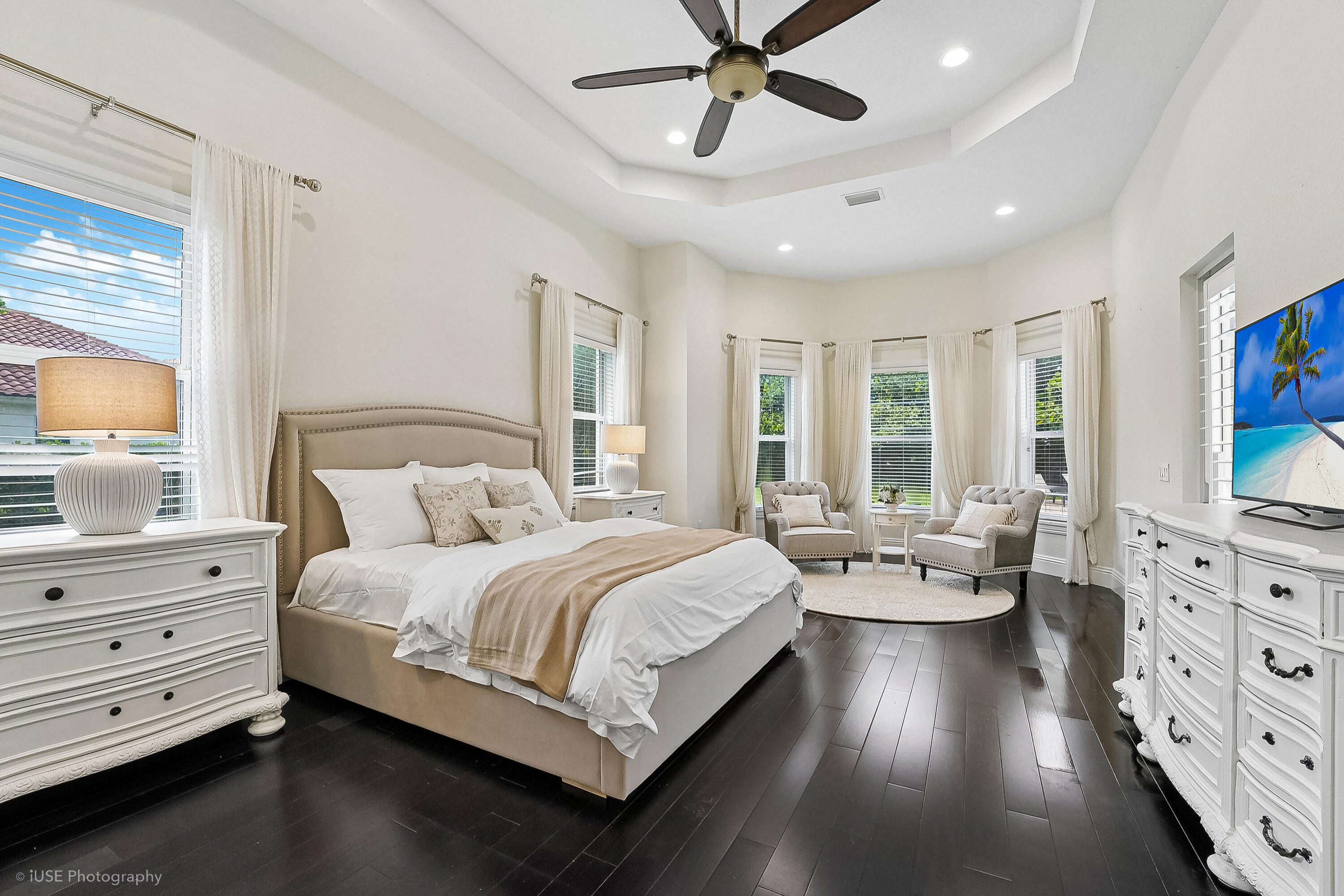 2825 Jockey Circle W