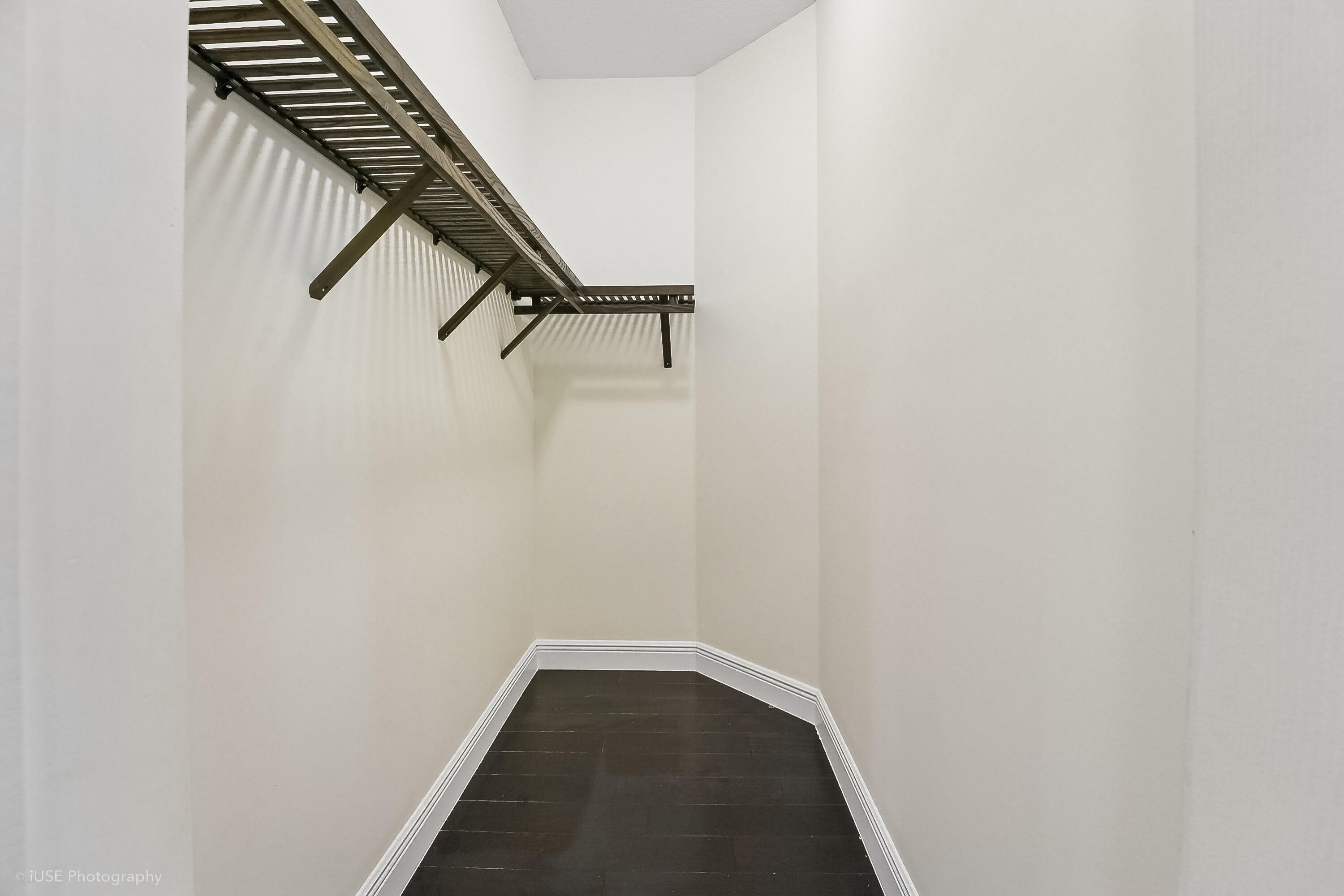2825 Jockey Circle W