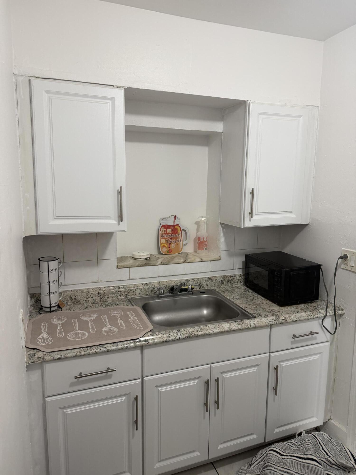 1419 NW 44TH Street 1