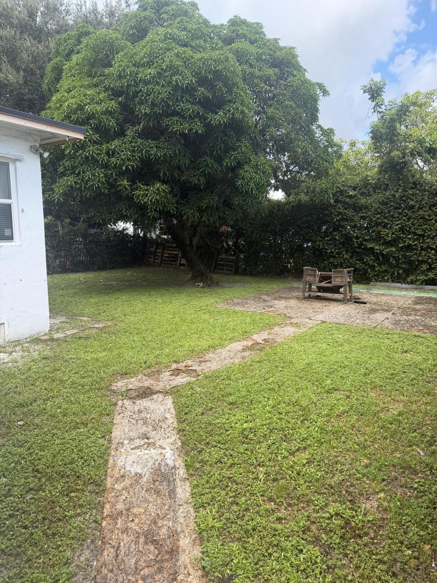 1419 NW 44TH Street 1