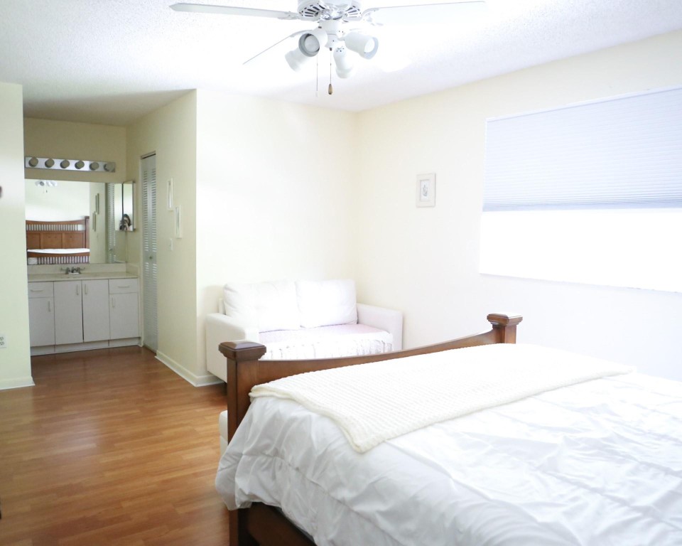 5069 SW 123rd Ter 5069