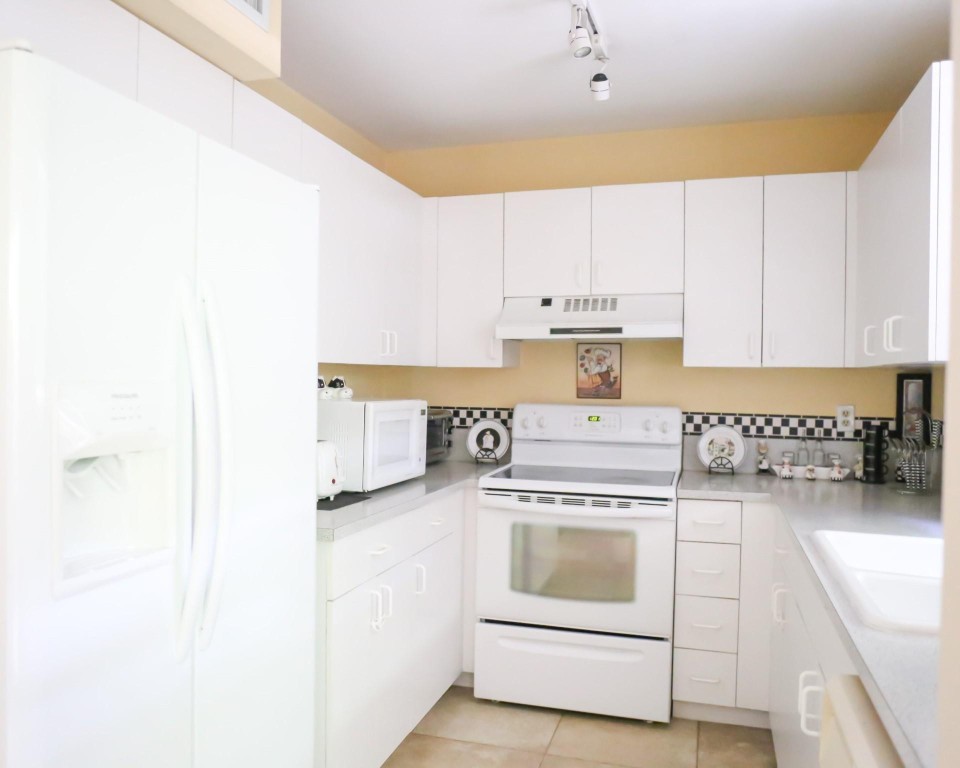 5069 SW 123rd Ter 5069