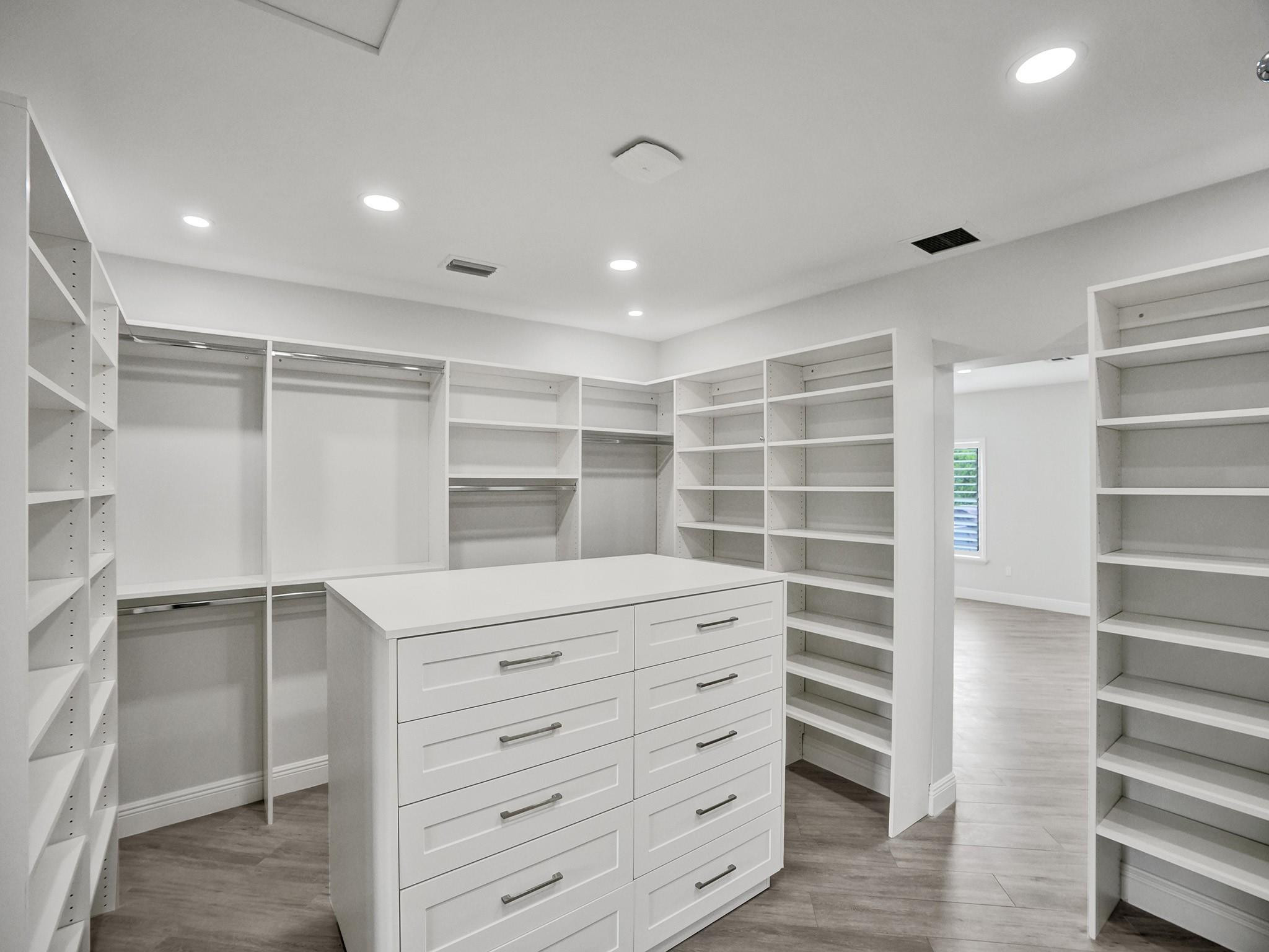 5001 Hancock Rd