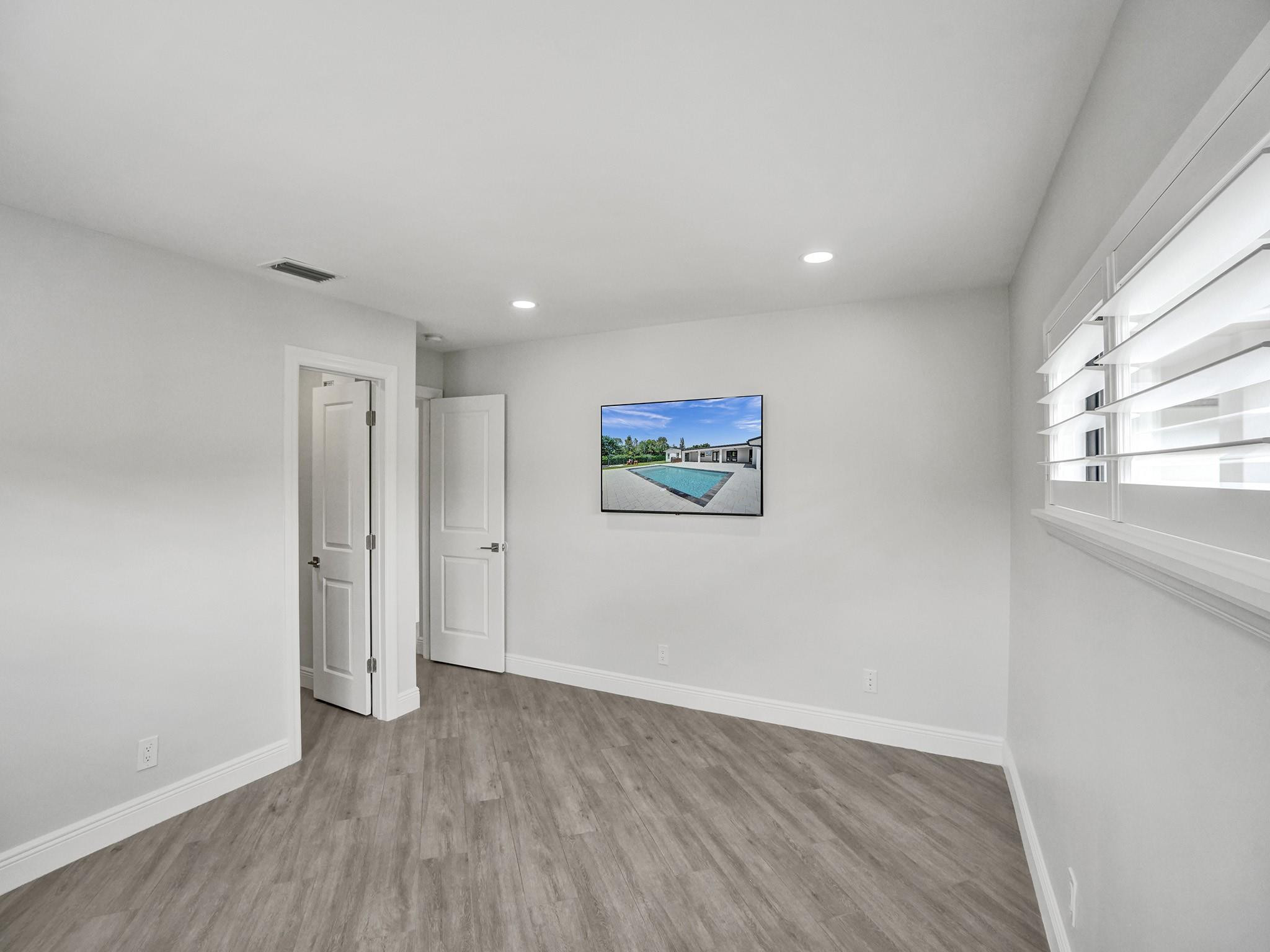 5001 Hancock Rd