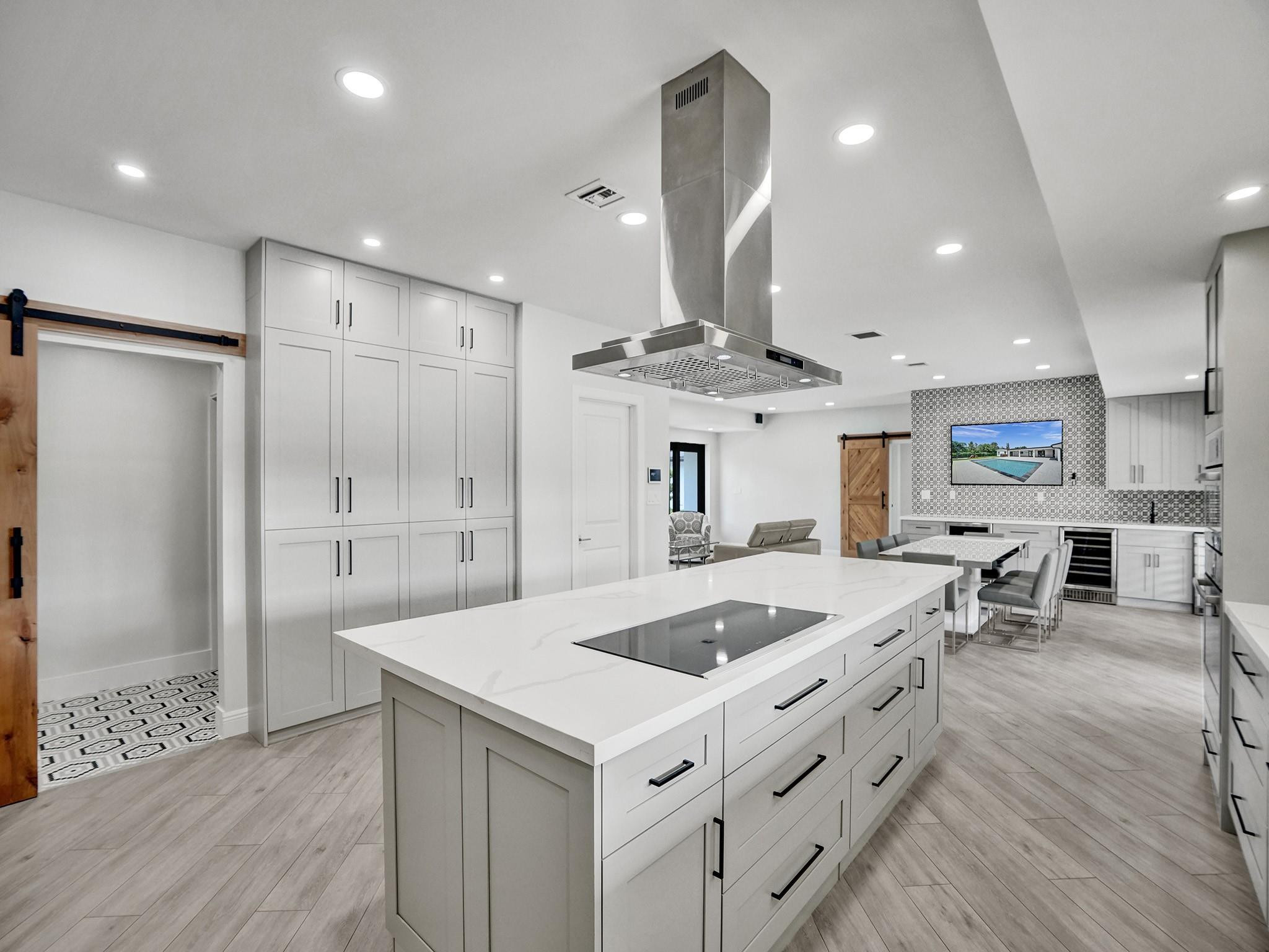 5001 Hancock Rd