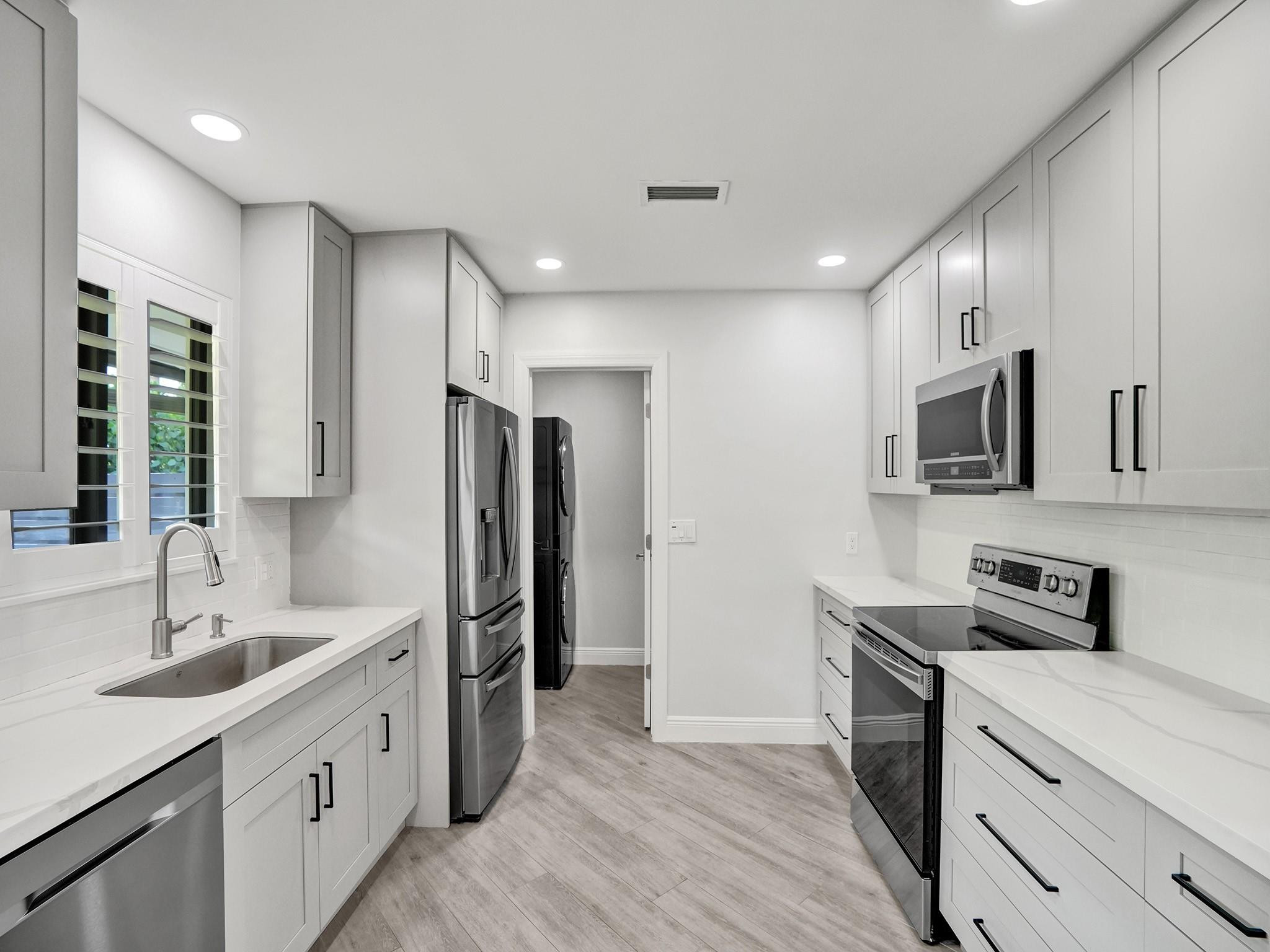 5001 Hancock Rd