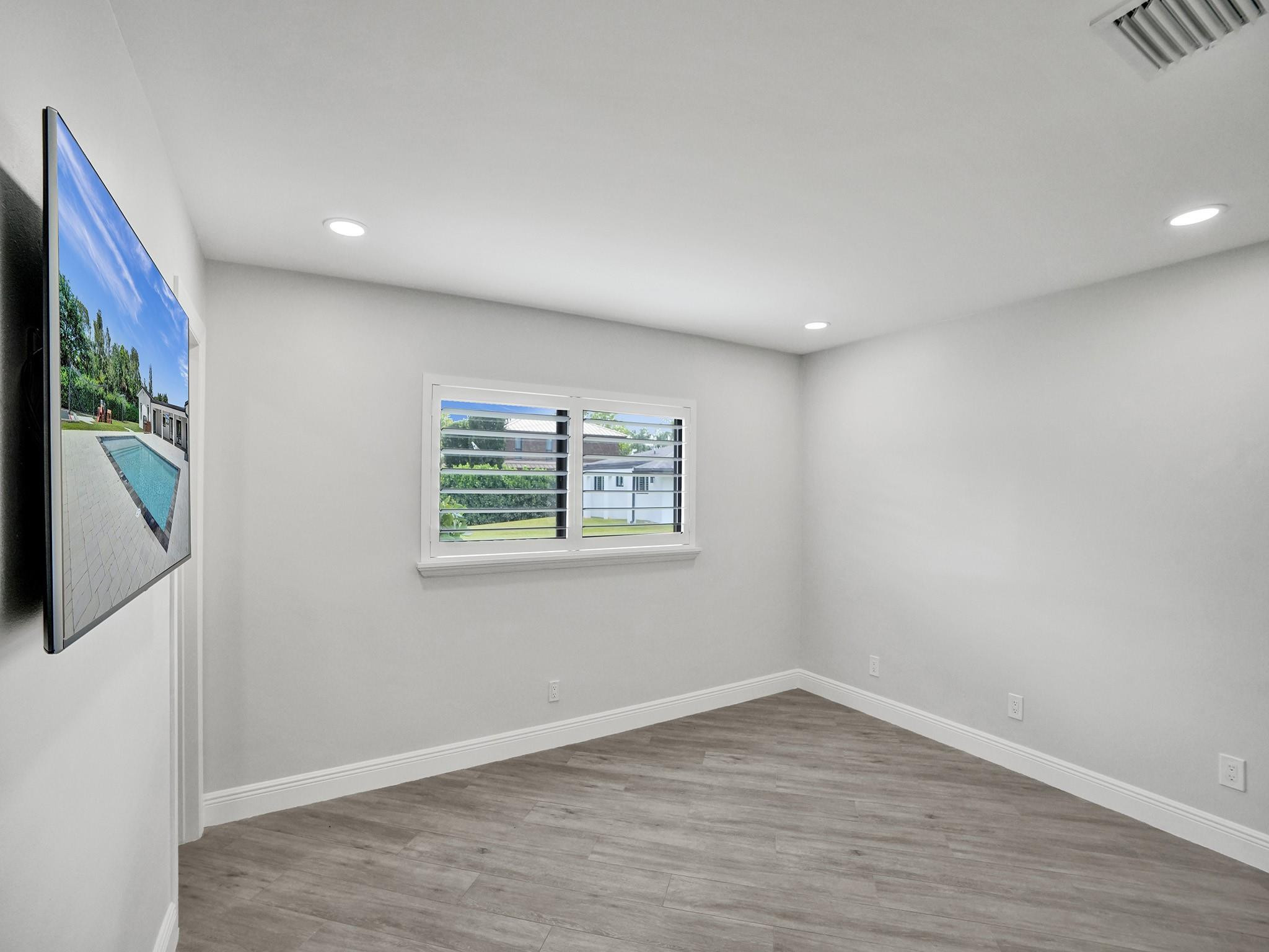 5001 Hancock Rd
