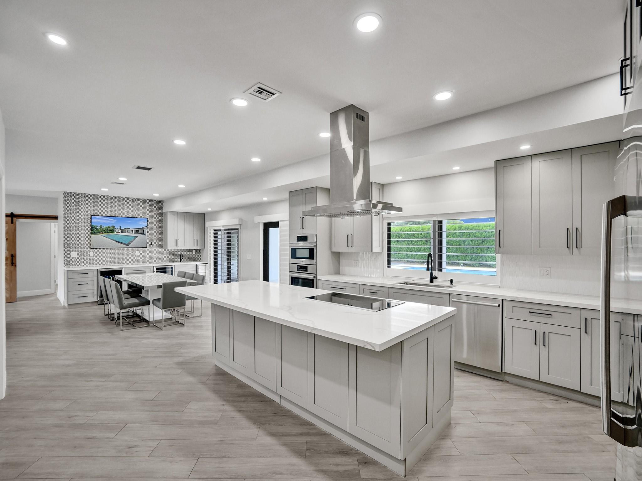 5001 Hancock Rd