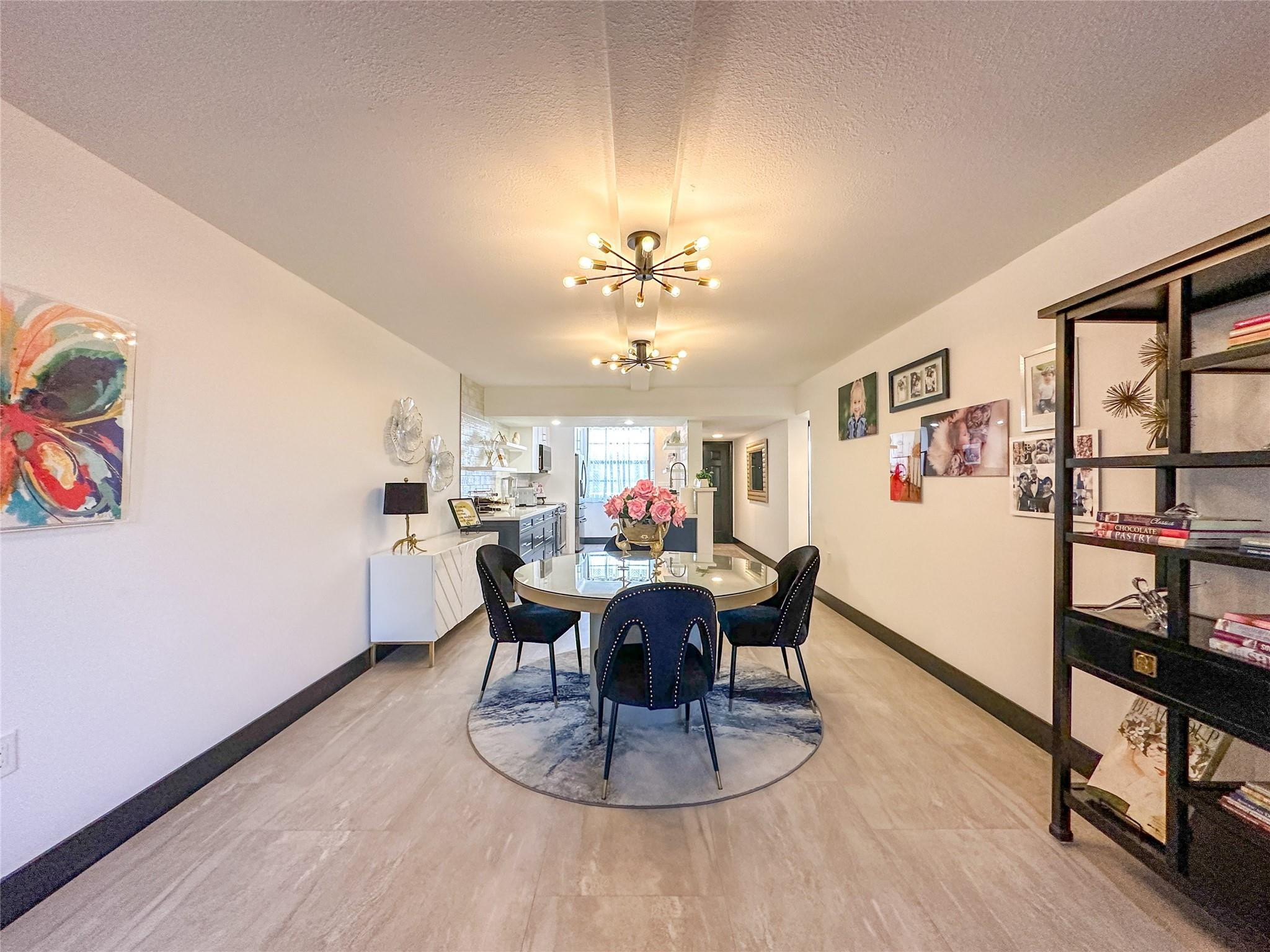 1715 WHITEHALL DR 301