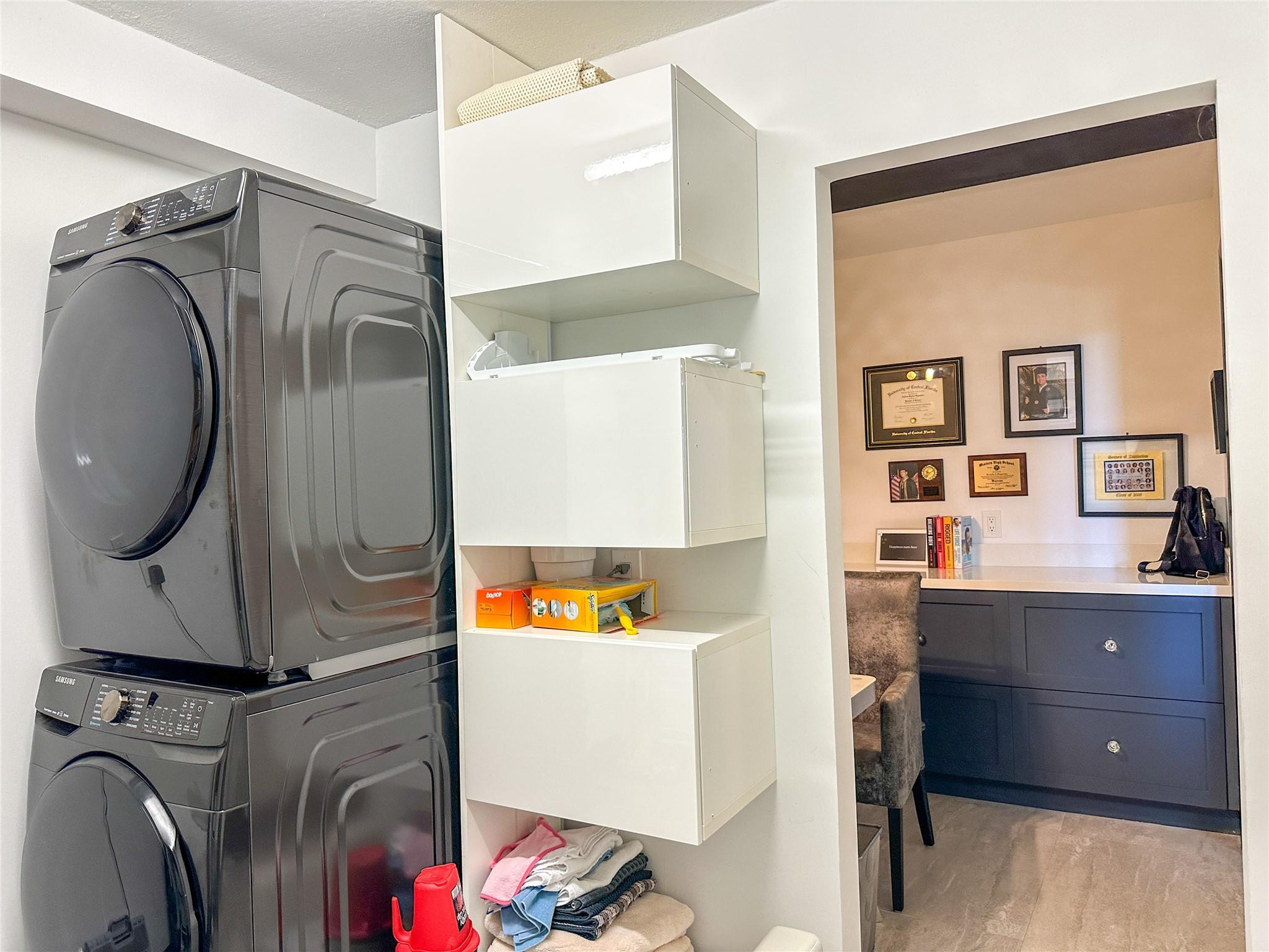 1715 WHITEHALL DR 301