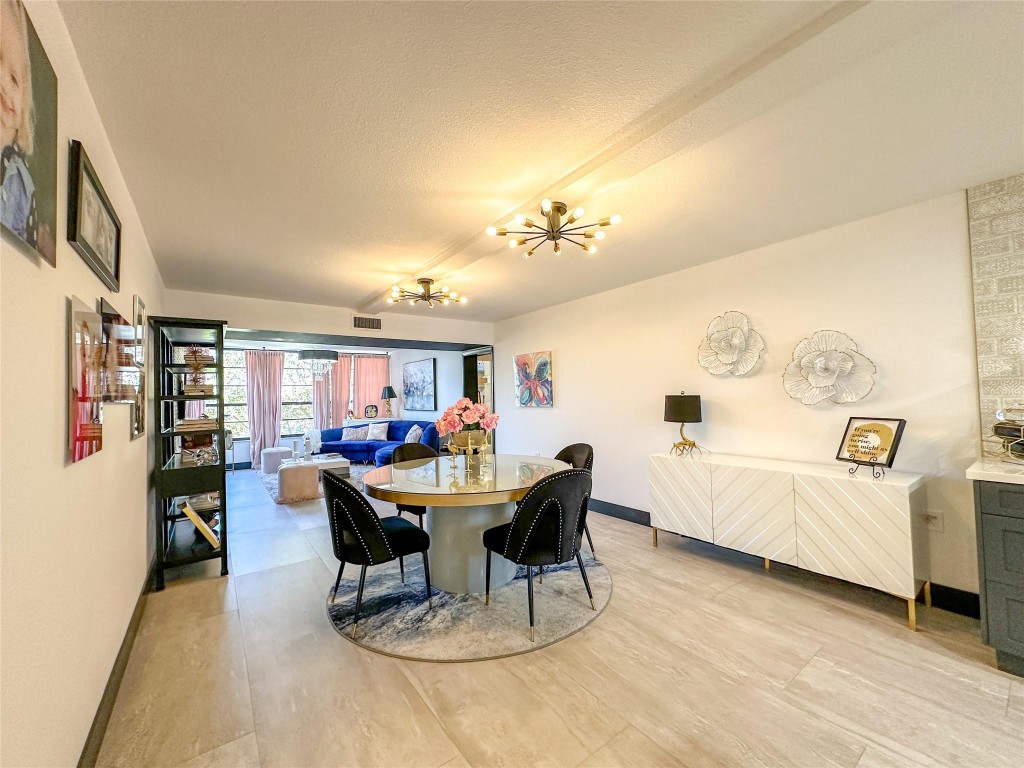 1715 WHITEHALL DR 301