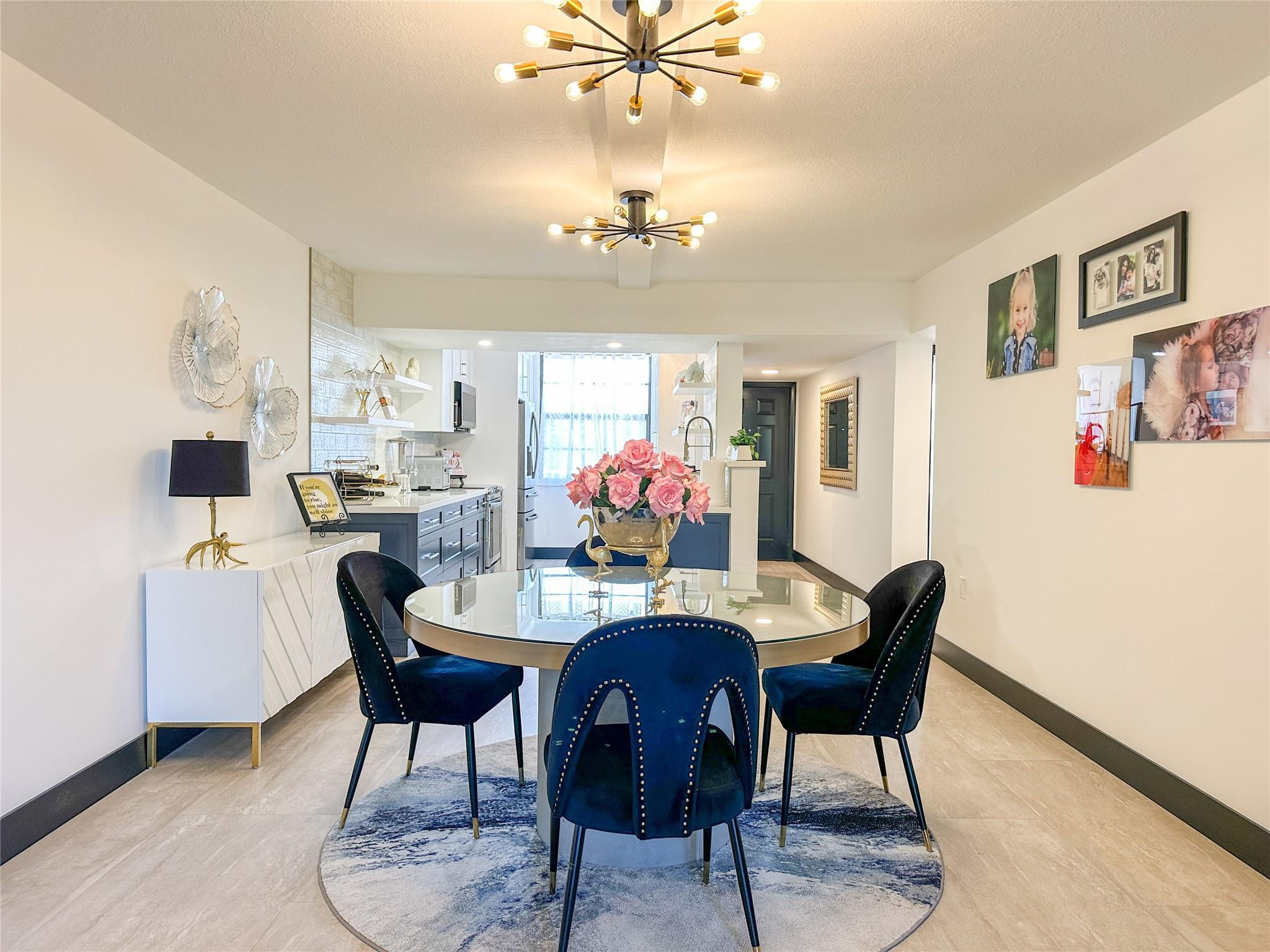 1715 WHITEHALL DR 301