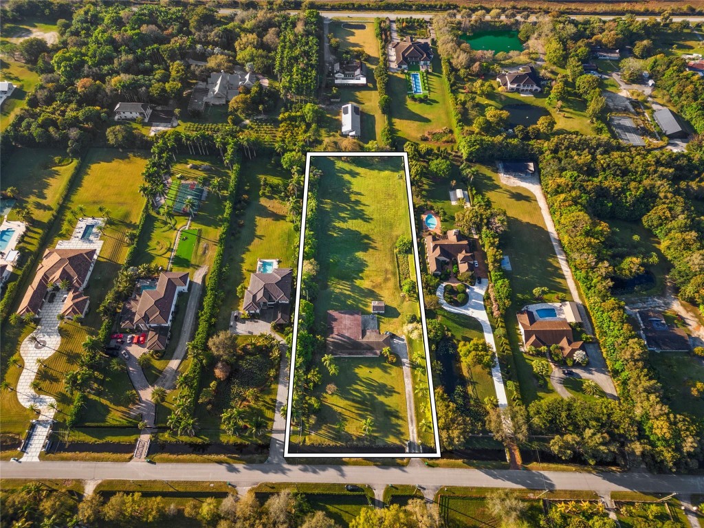 13870A MUSTANG TRAIL