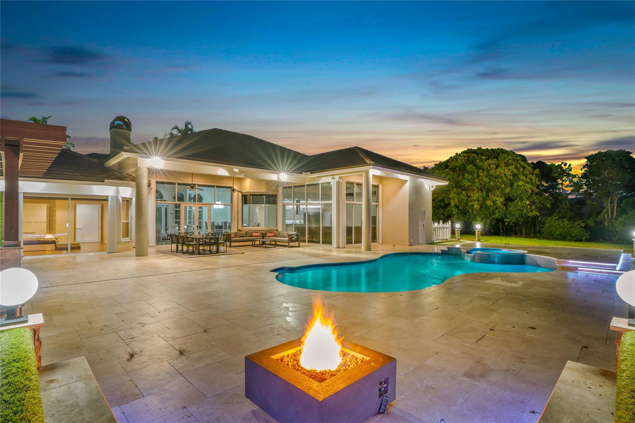 2750 SW 121 AVE