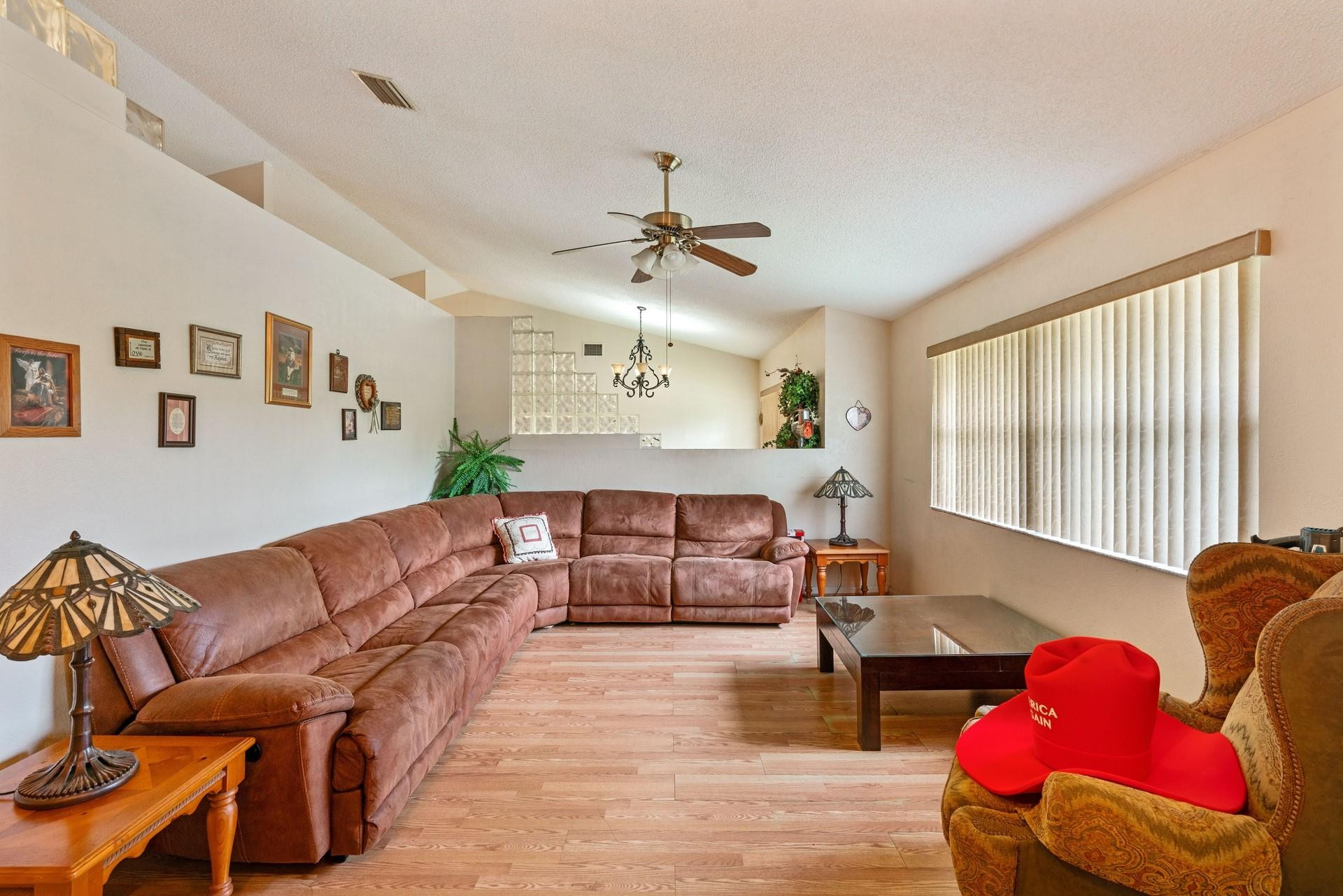 15901 SW 54th Pl