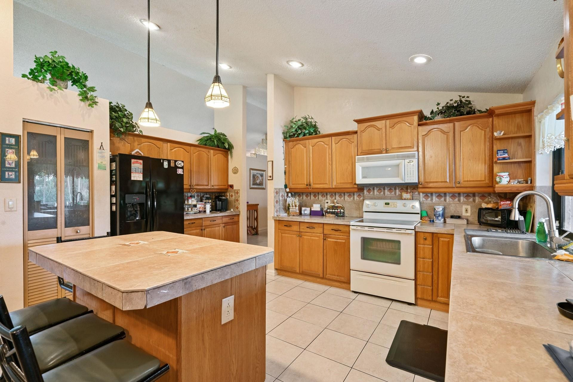 15901 SW 54th Pl