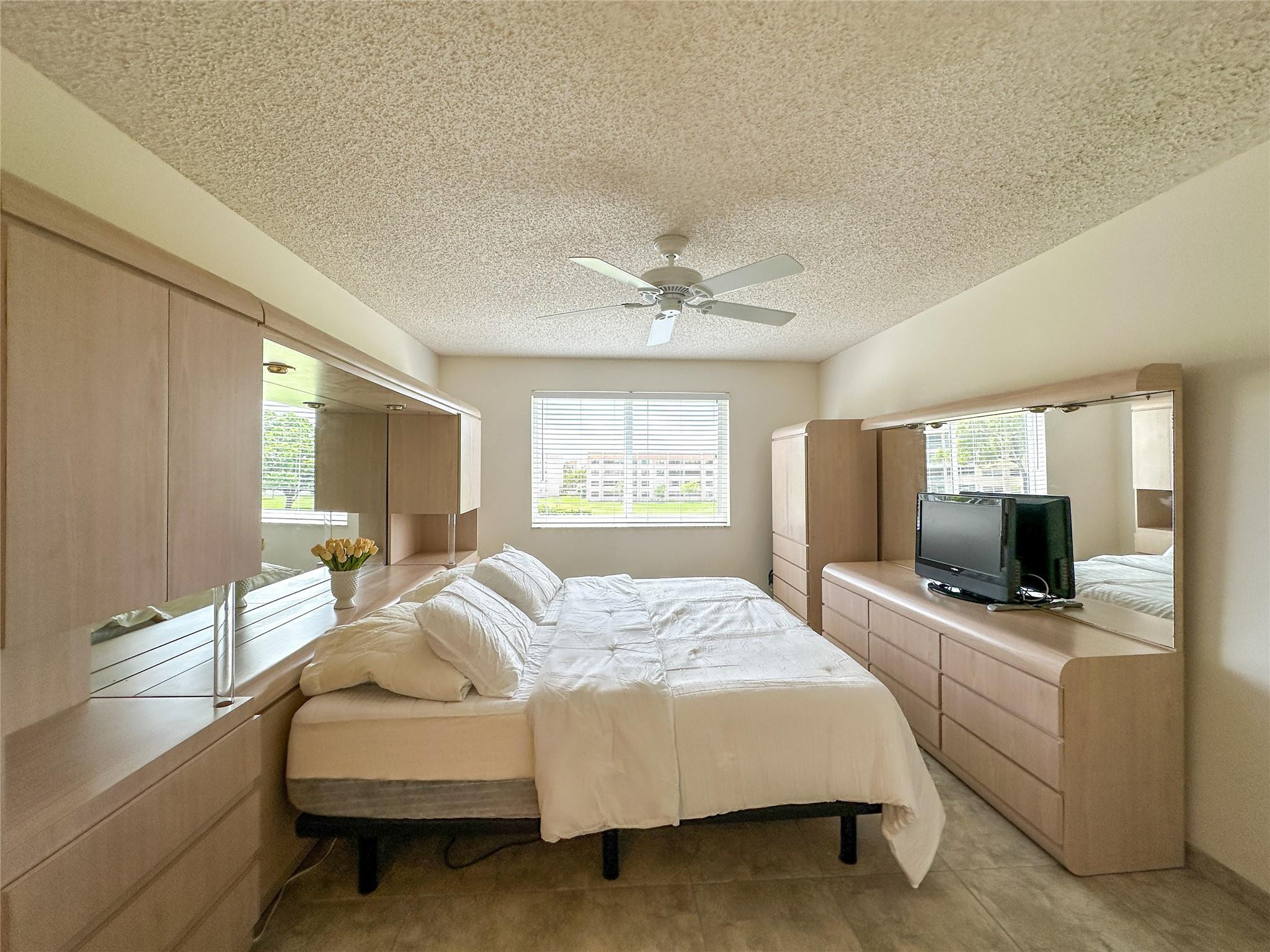 2551 NW 103rd Ave 307