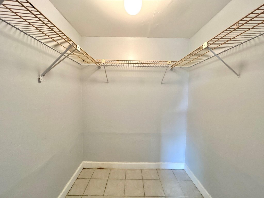 8020 N Colony Cir 203