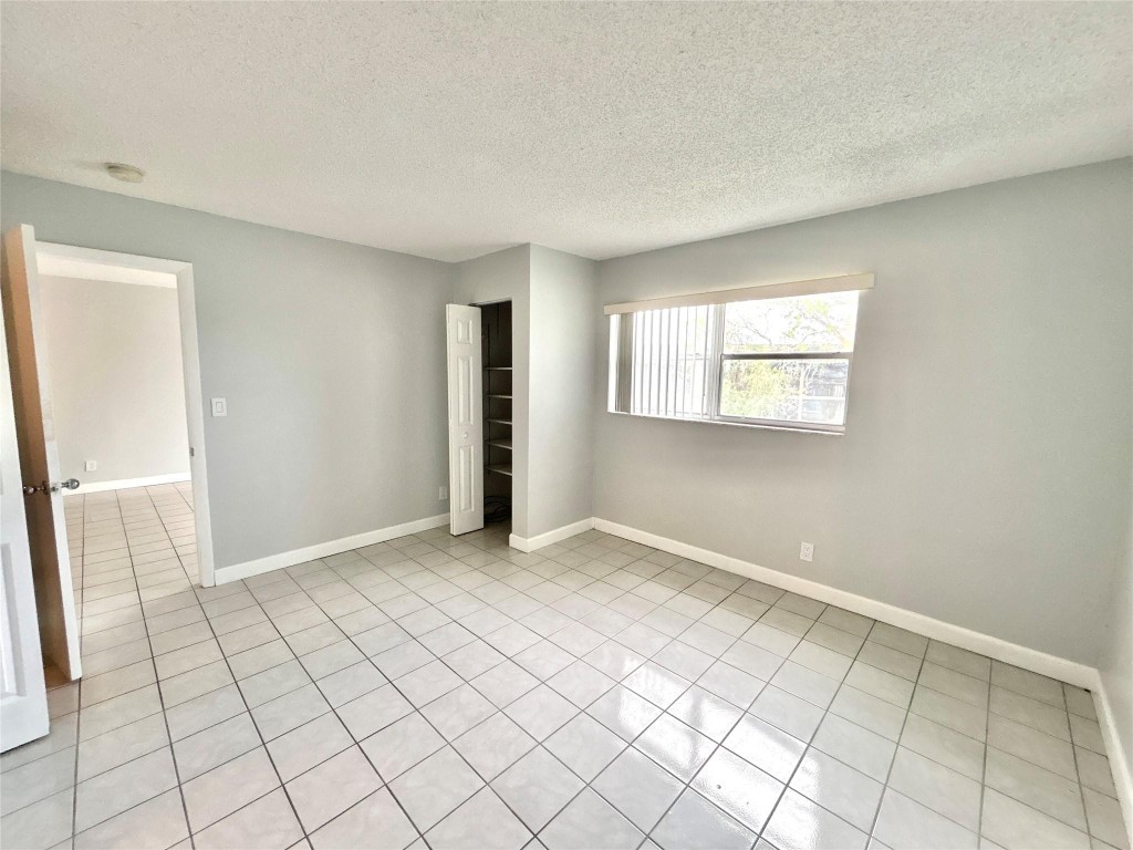 8020 N Colony Cir 203