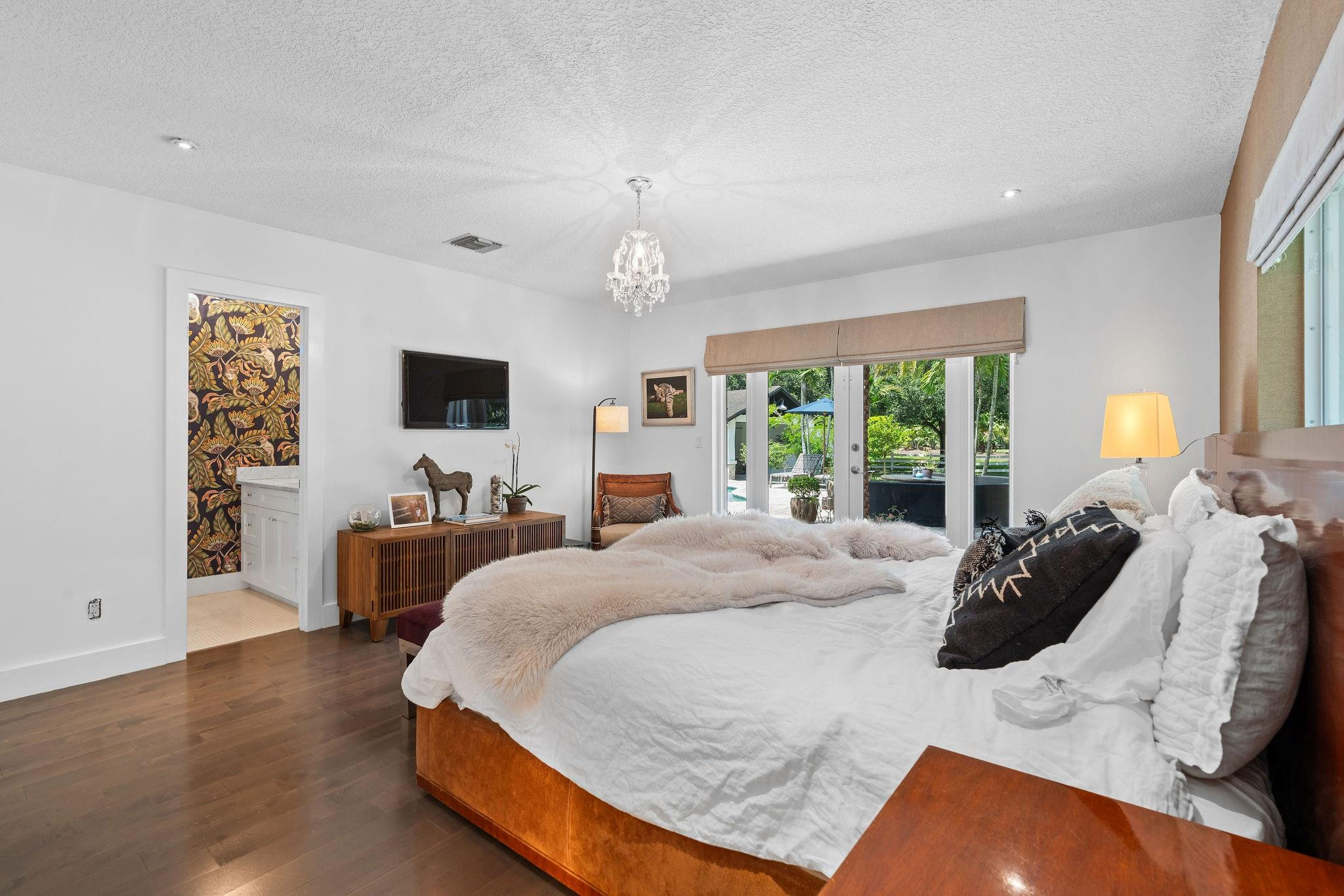 13800 SW 50TH MNR