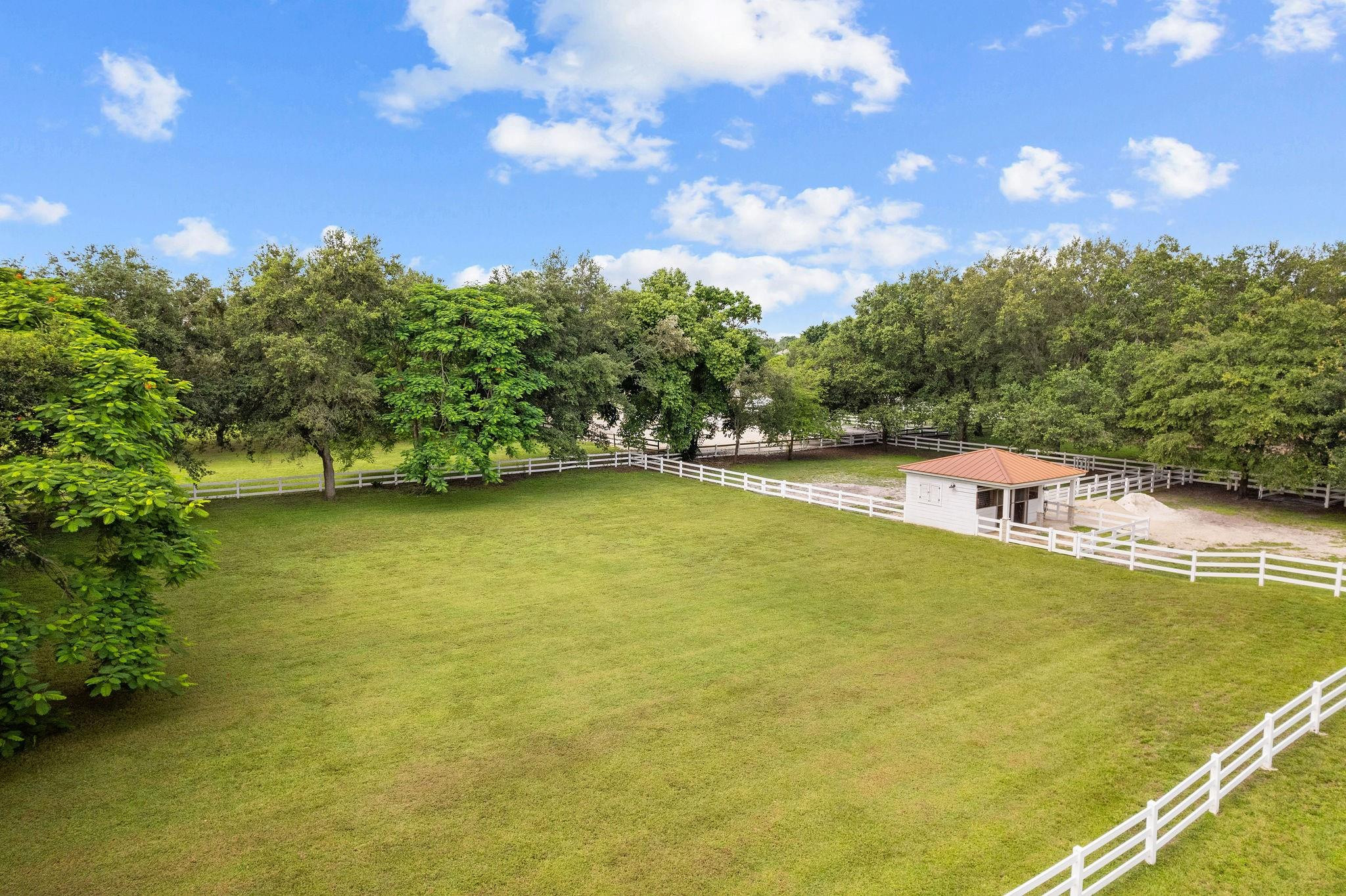 13800 SW 50TH MNR