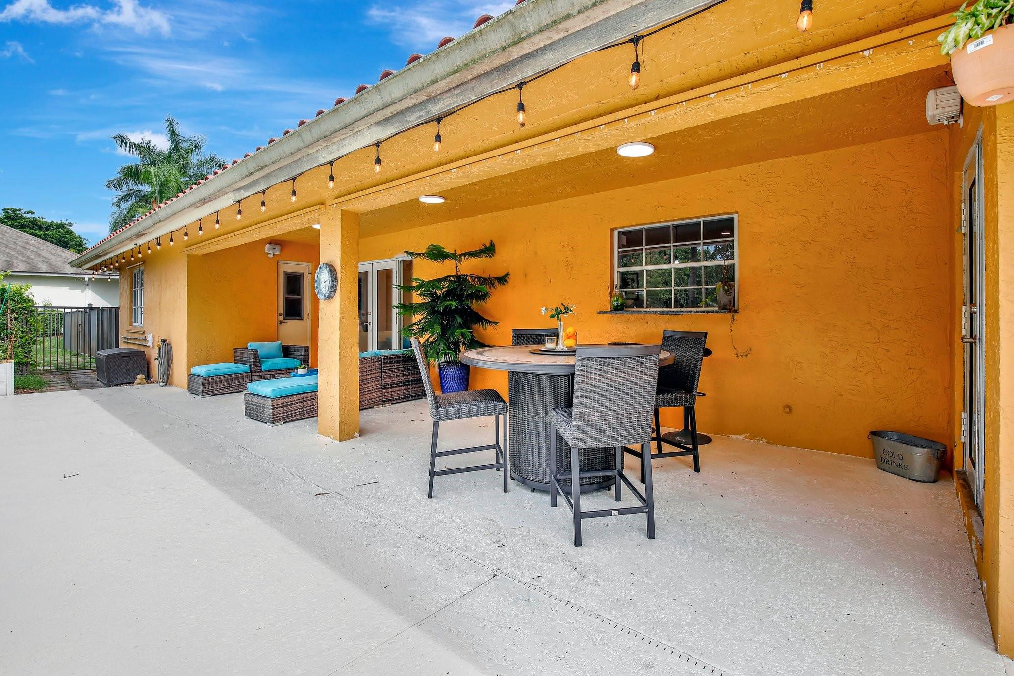 13821 Alexandria Ct