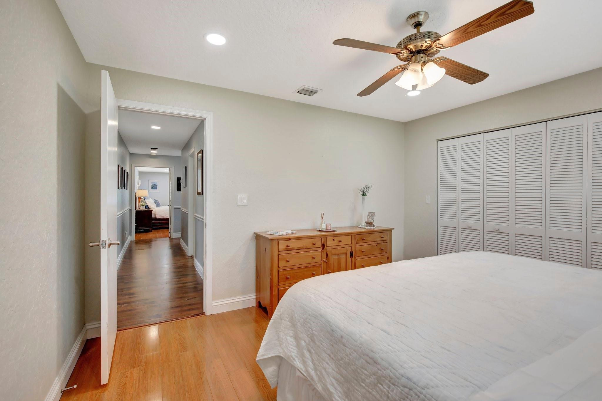 13821 Alexandria Ct