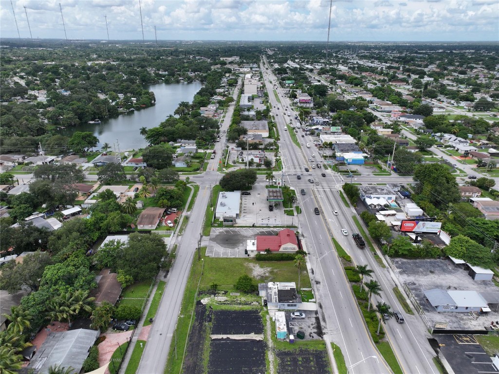 3960 W HALLANDALE BEACH BLVD