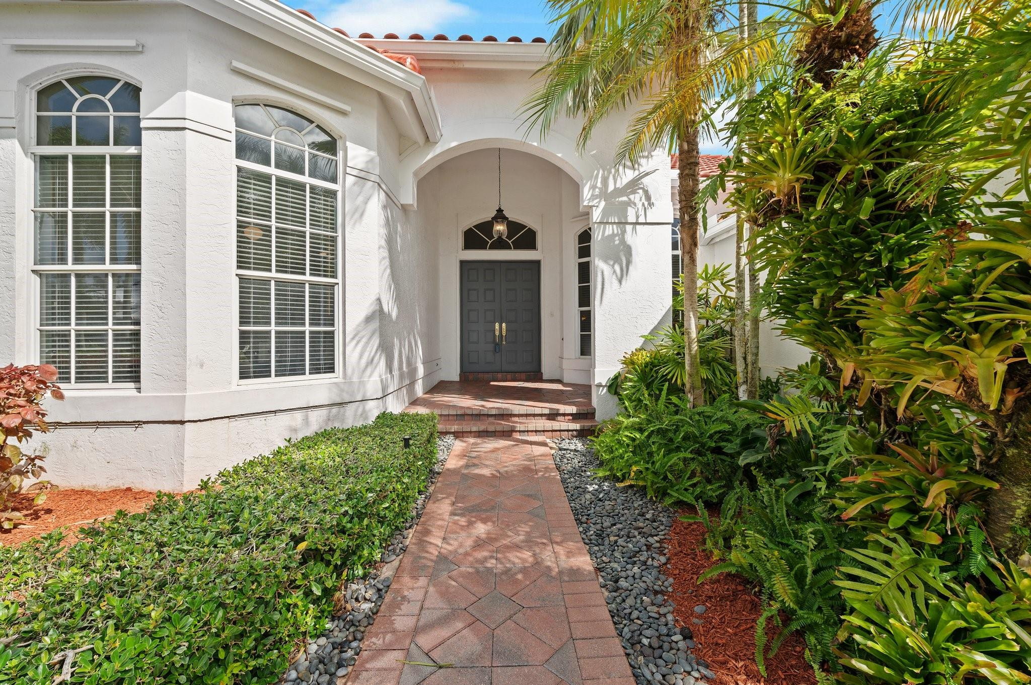 2532 Monterey Ct