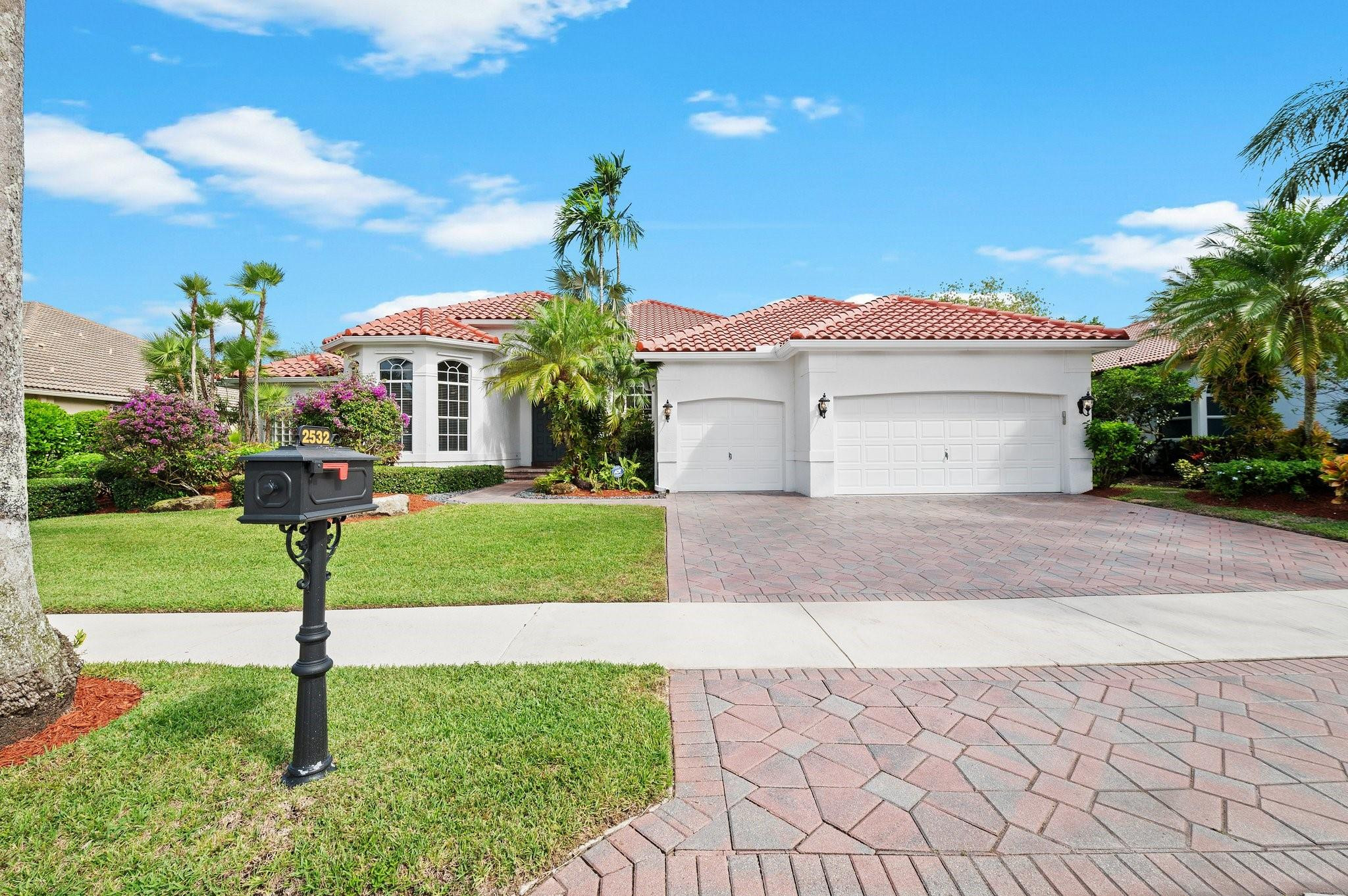 2532 Monterey Ct