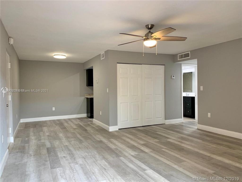 7110 Fairway Dr L20