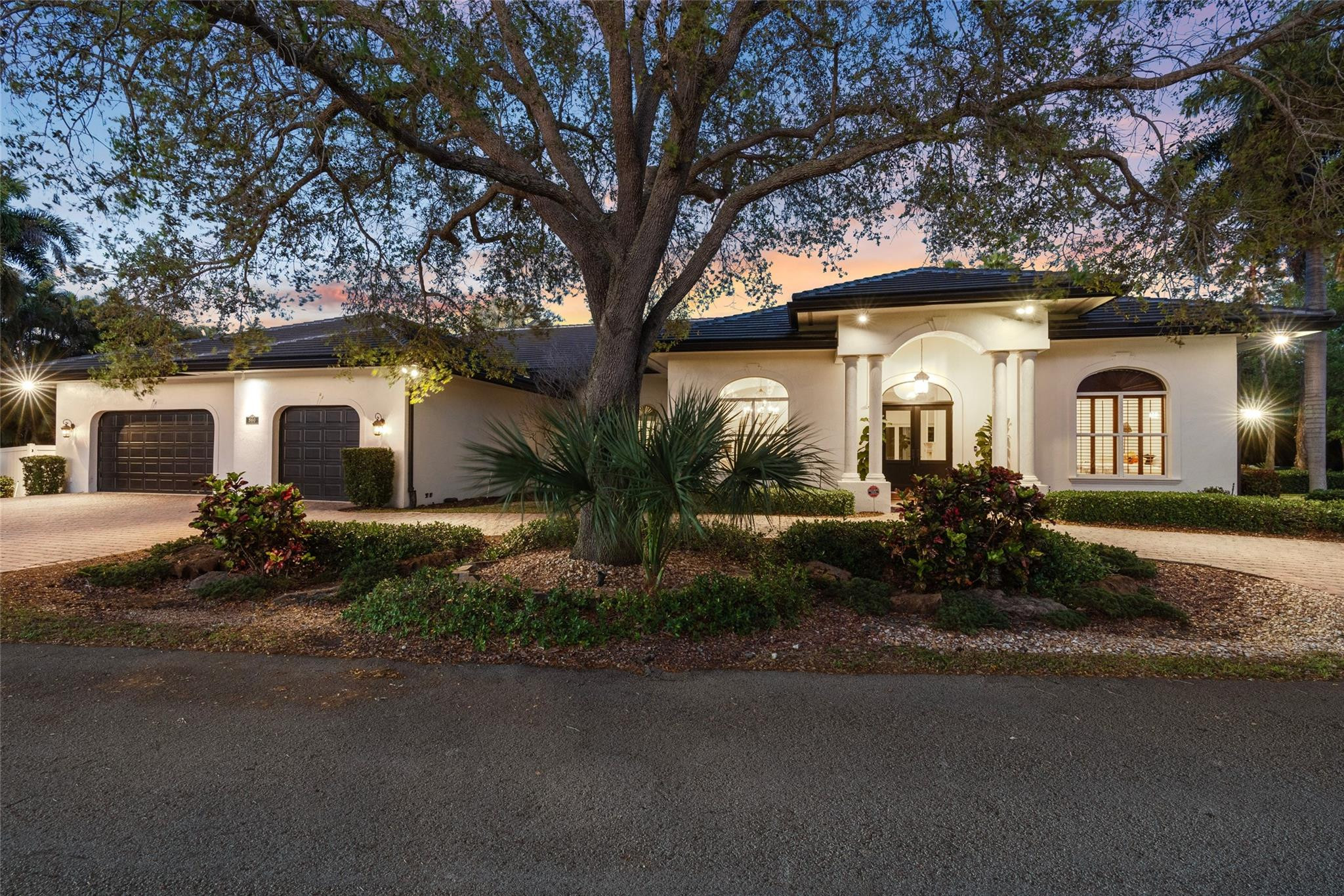860 NW 122 AVE