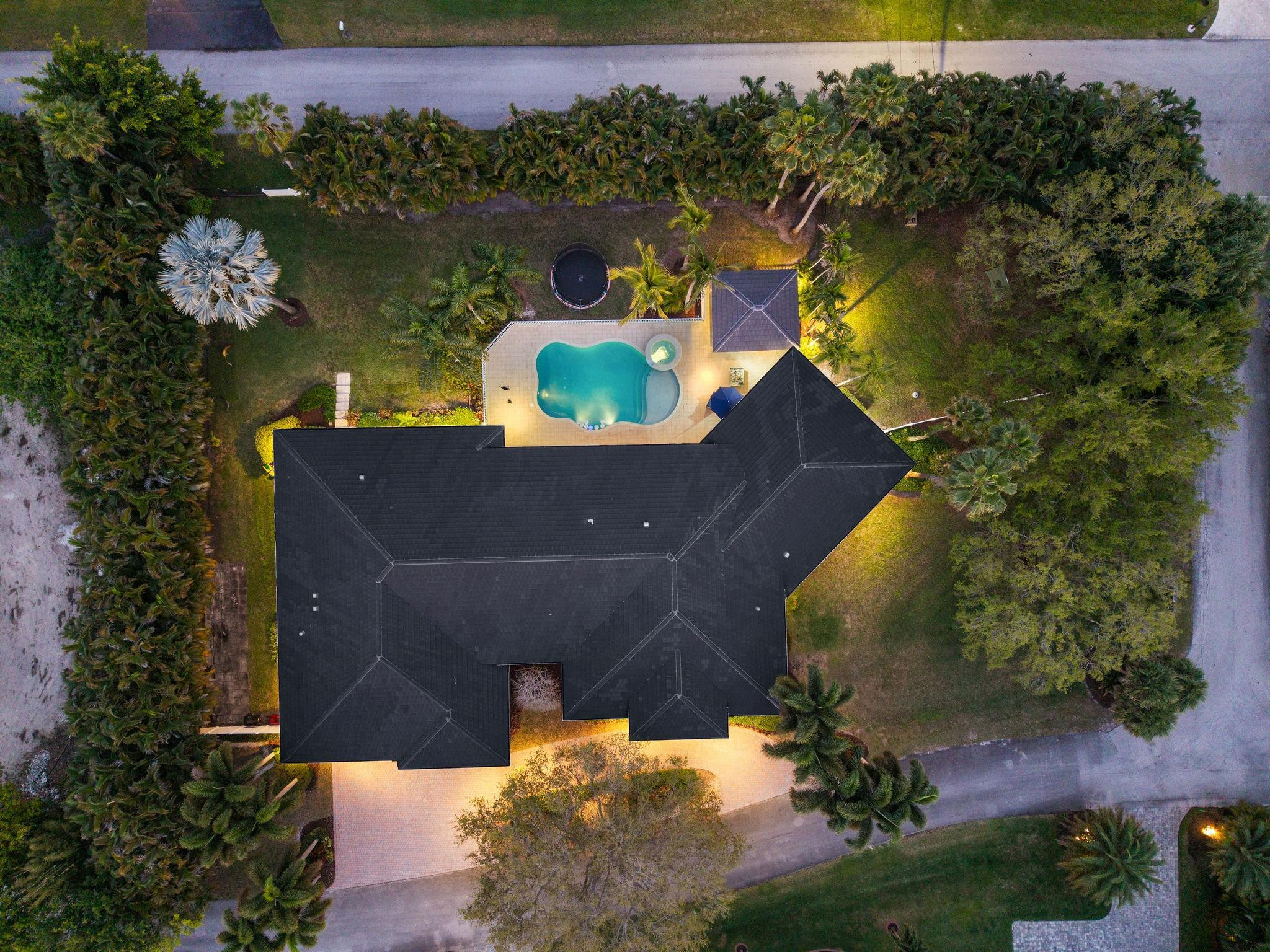 860 NW 122 AVE