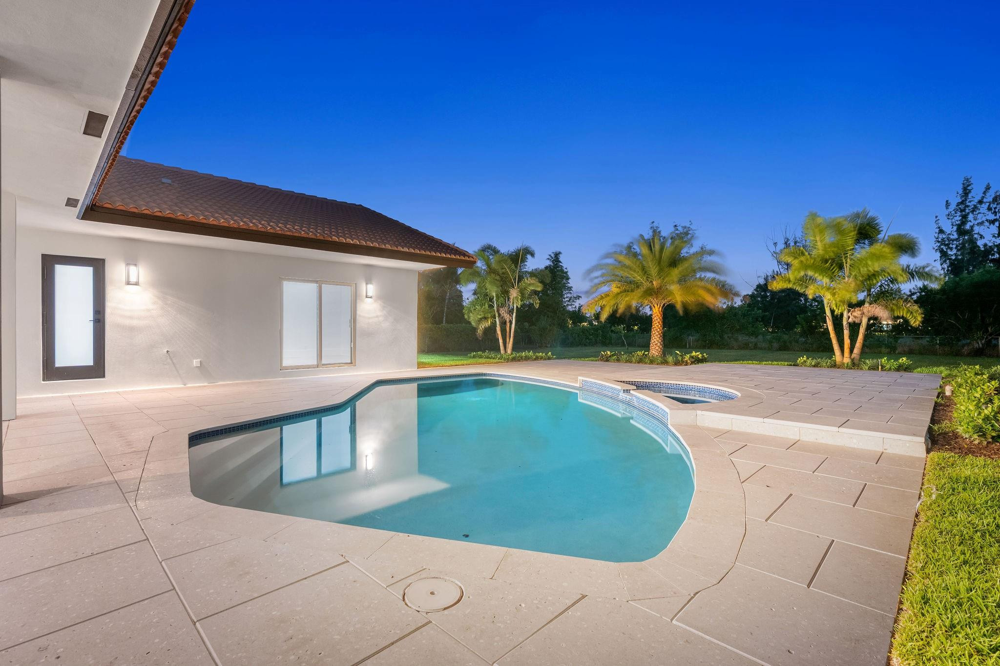 12360 NW 9th St