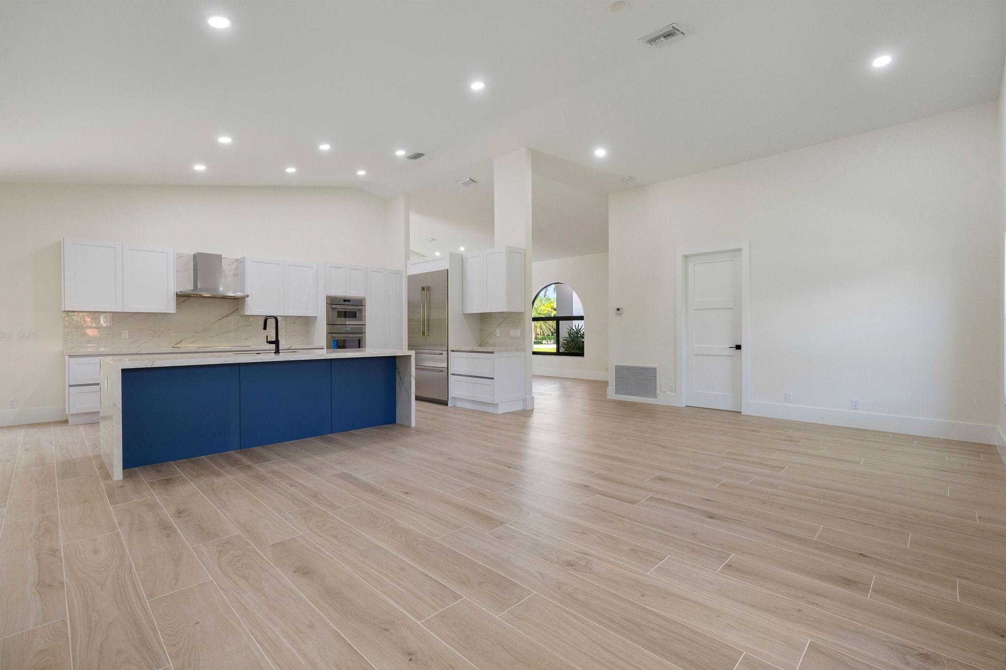 12360 NW 9th St