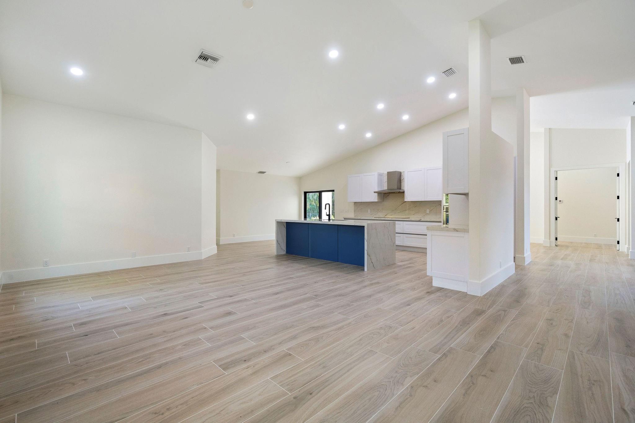 12360 NW 9th St