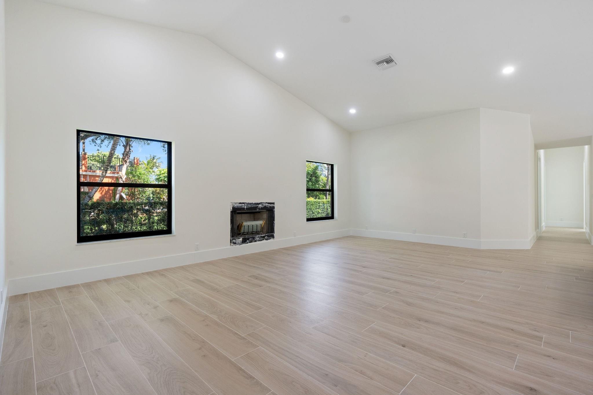 12360 NW 9th St