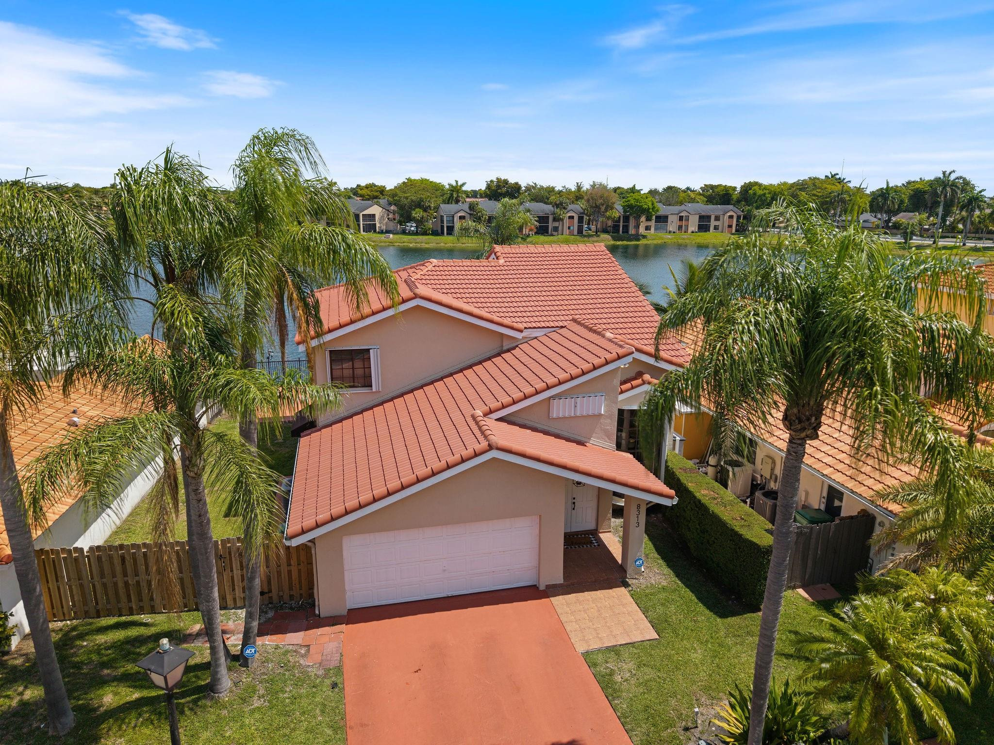 8313 NW 188th Ter